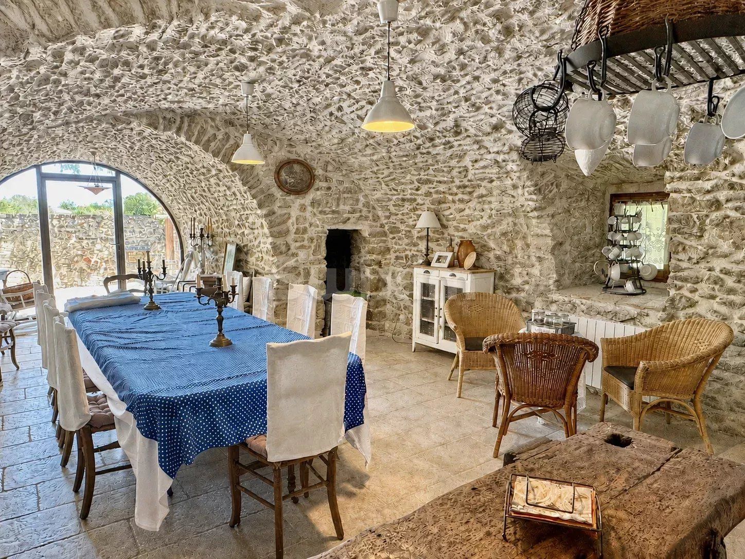house 7 Rooms for sale on Deaux (30360)