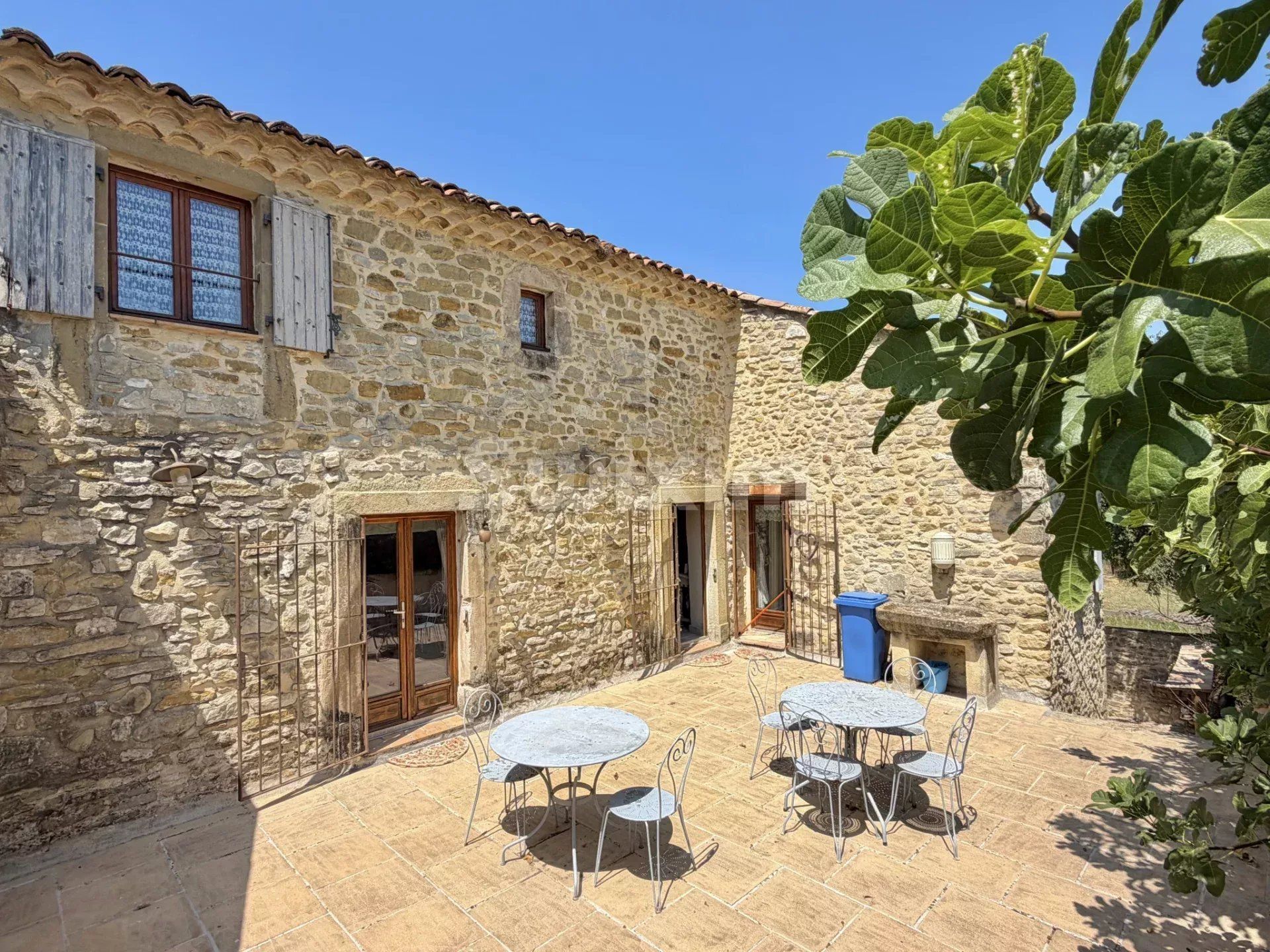 house 7 Rooms for sale on Deaux (30360)