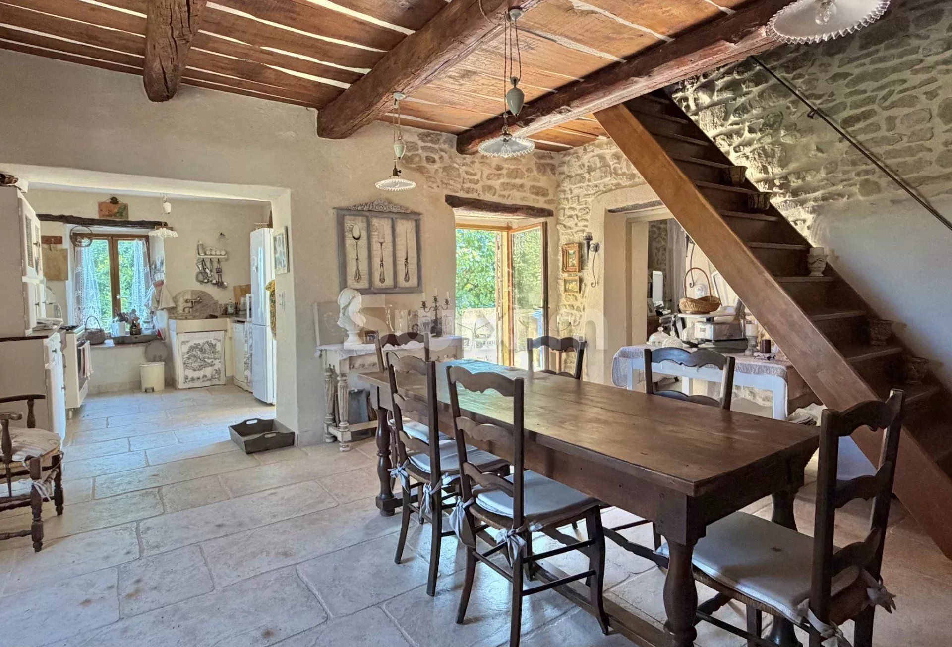 house 7 Rooms for sale on Deaux (30360)