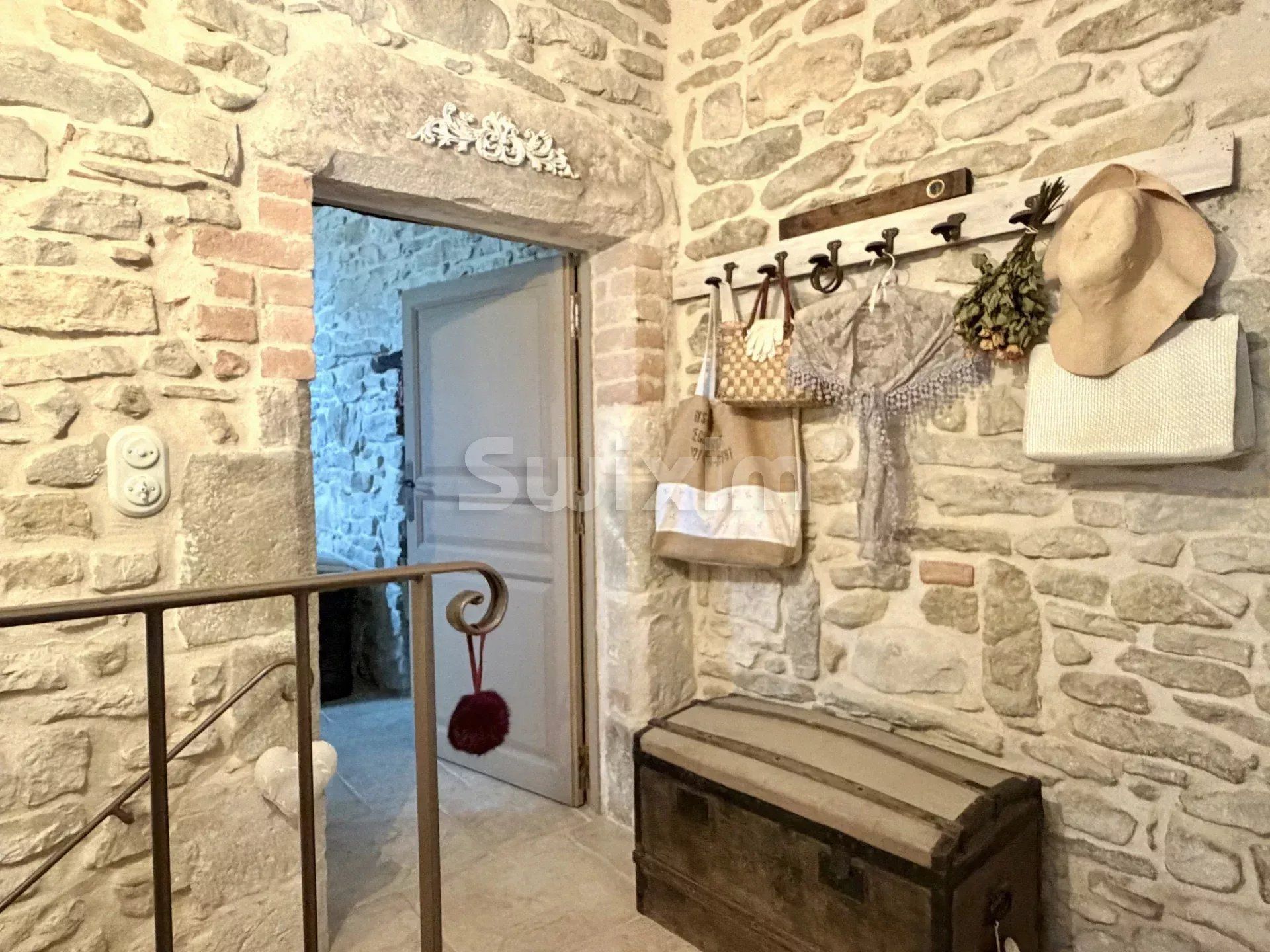 house 7 Rooms for sale on Deaux (30360)