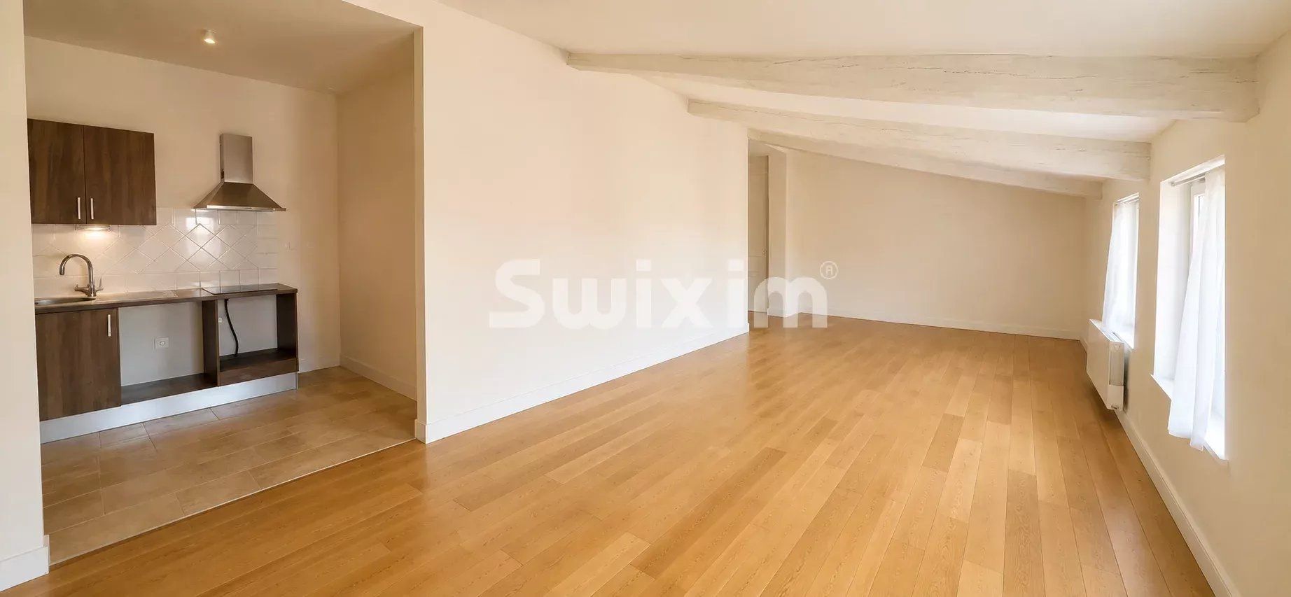 apartment 4 Rooms for sale on Valréas (84600)