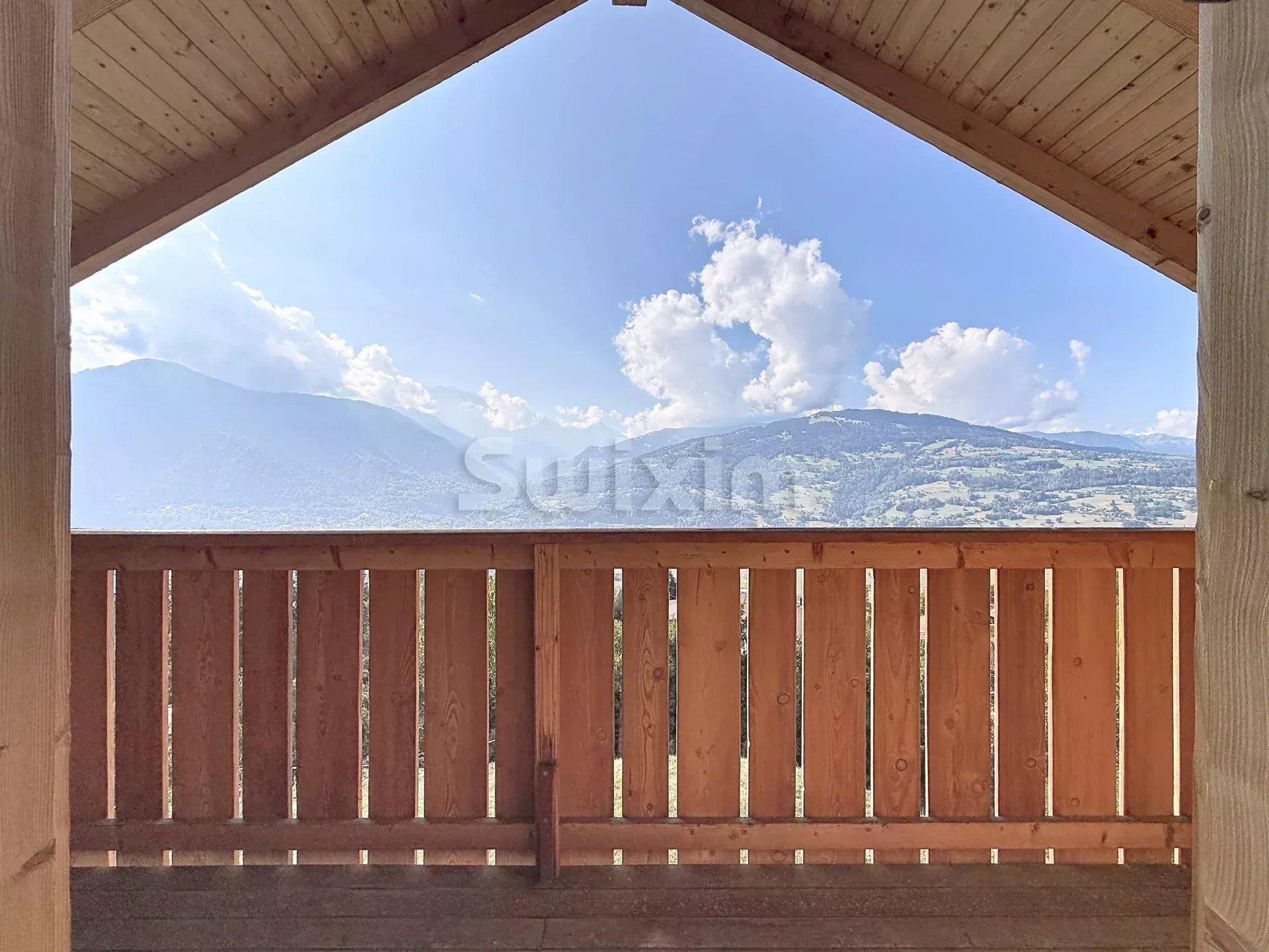 chalet 5 Rooms for sale on Passy (74190)