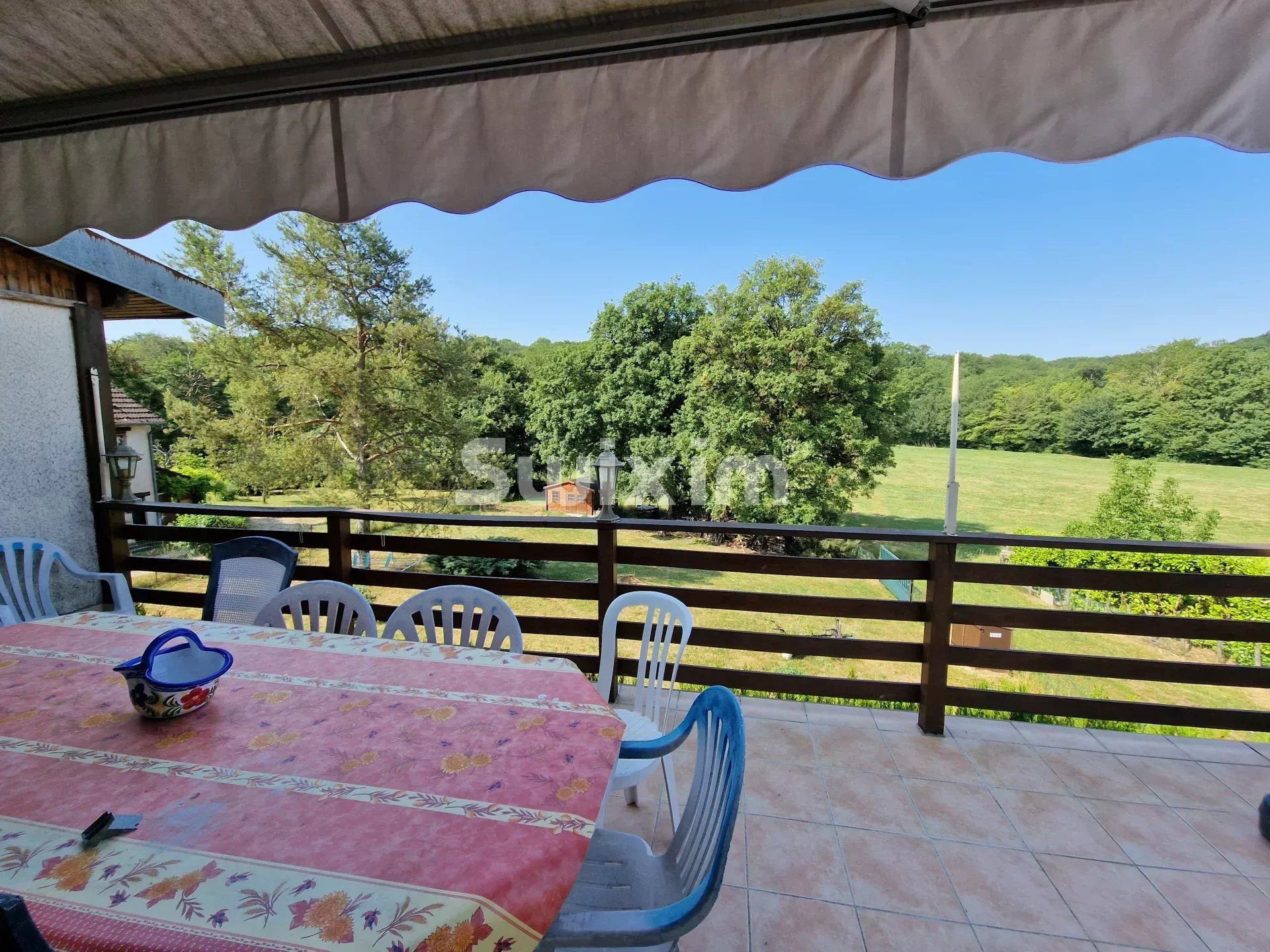 house 5 Rooms for sale on Rochefort-sur-Nenon (39700)