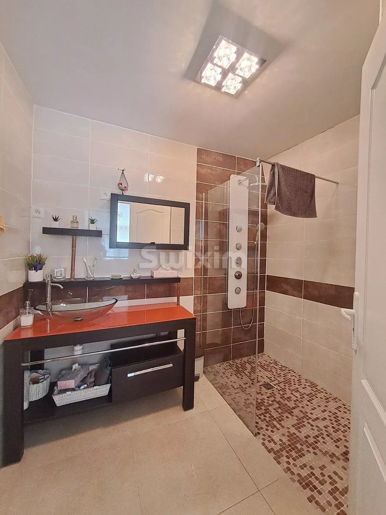 casa 8 Camere in vendita su Chamborigaud (30530)