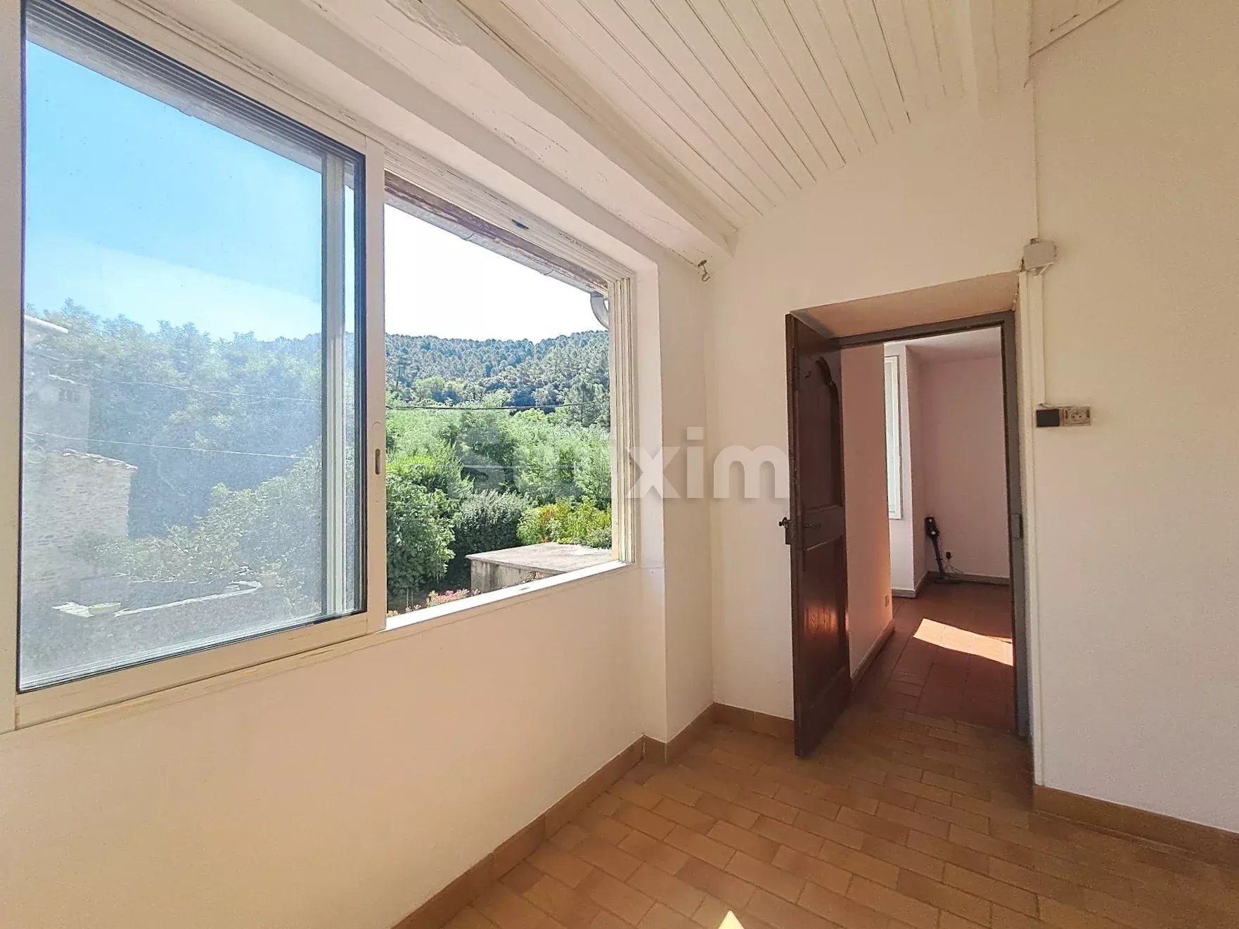 casa 8 Camere in vendita su Chamborigaud (30530)