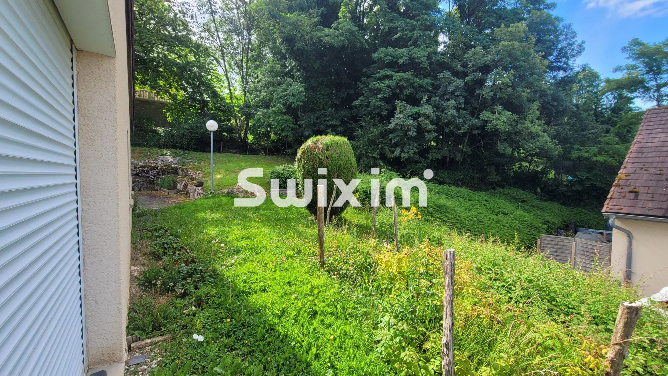 haus 5 Zimmer zum verkauf auf Lons-le-Saunier (39000)