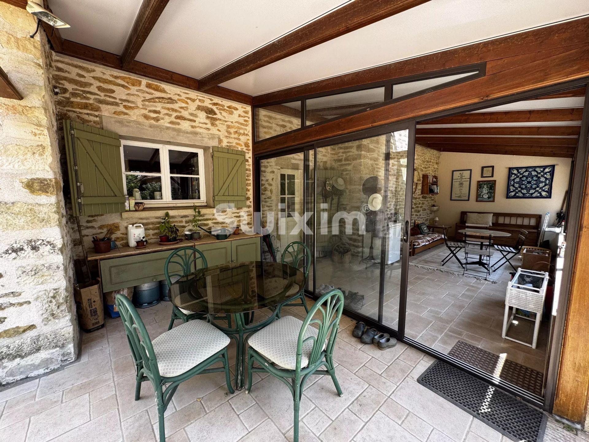 casa 7 Camere in vendita su Avallon (89200)