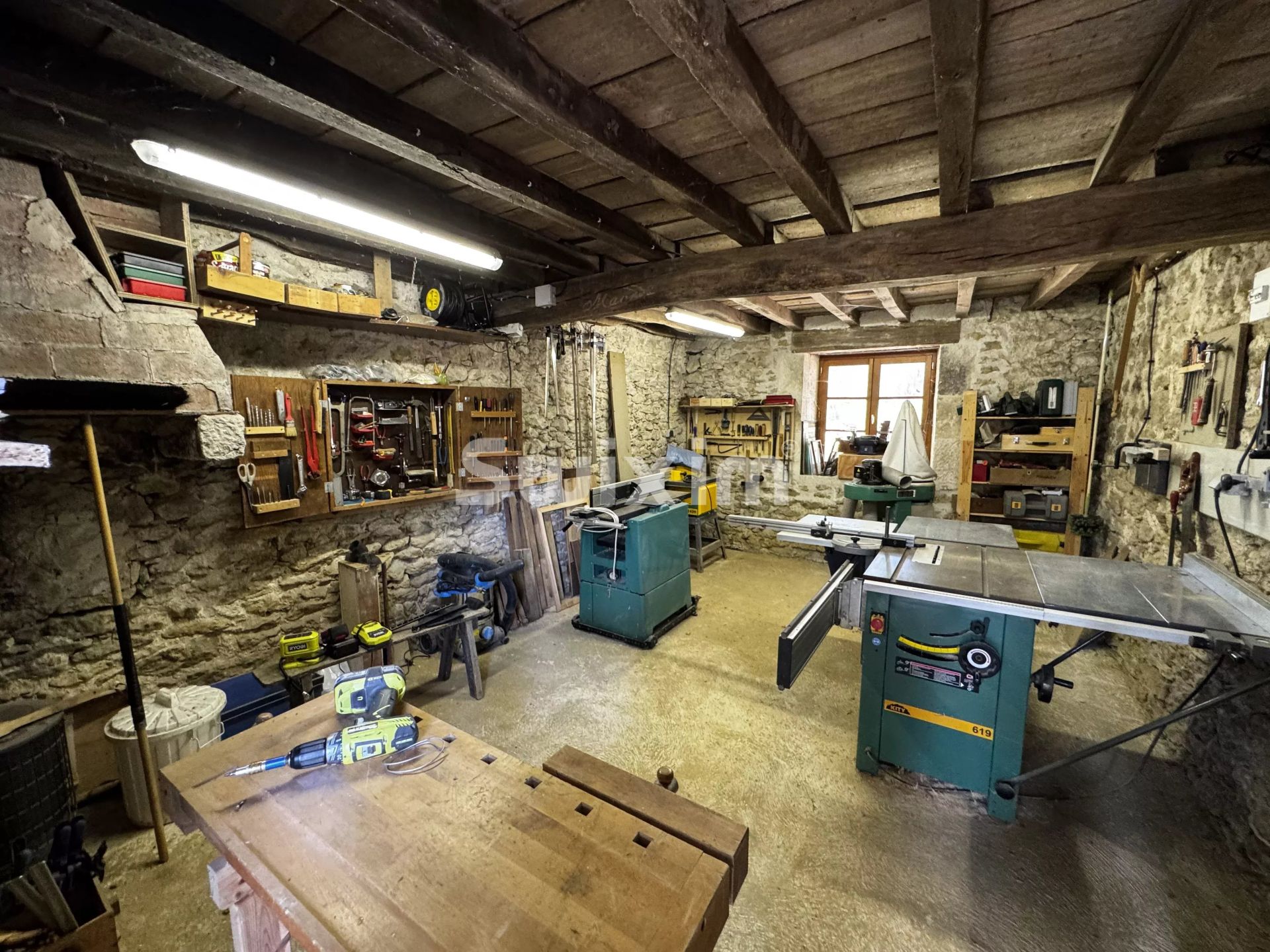 casa 7 Camere in vendita su Avallon (89200)