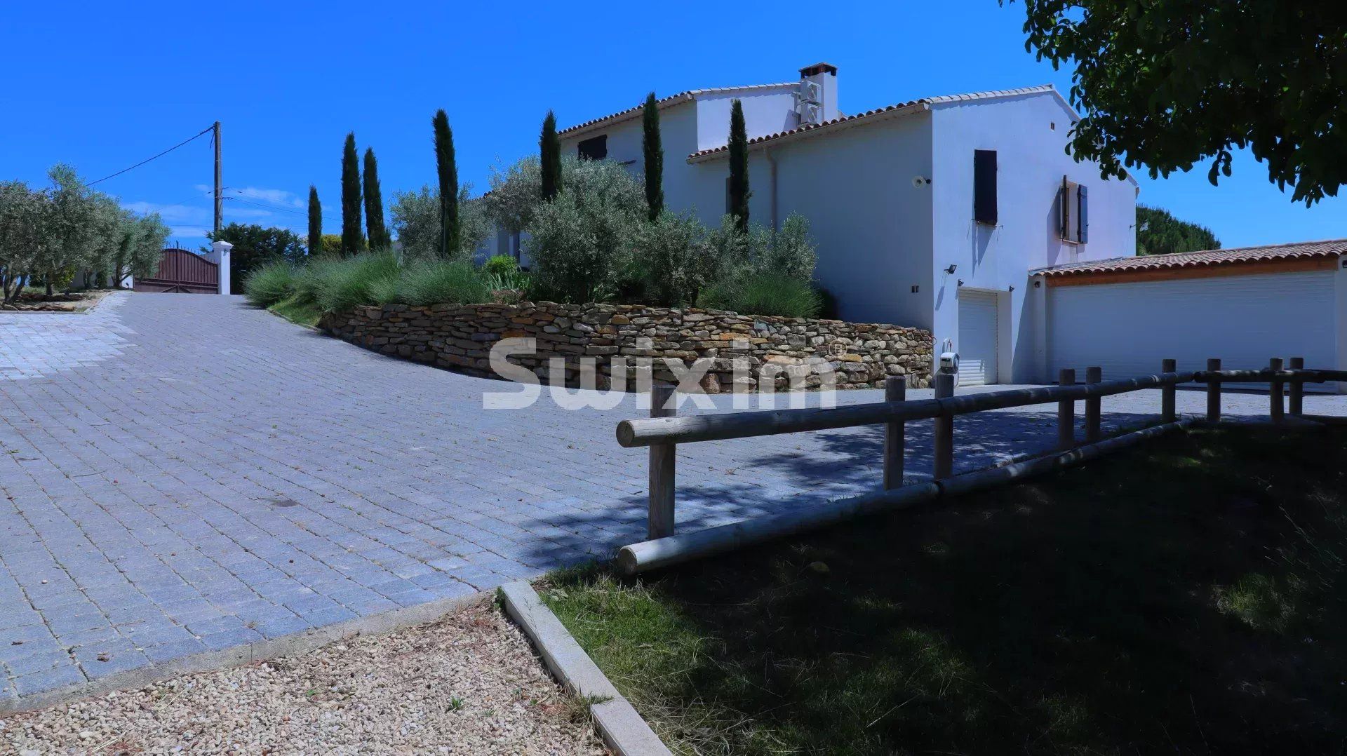villa 8 Pièces en vente sur Lourmarin (84160)