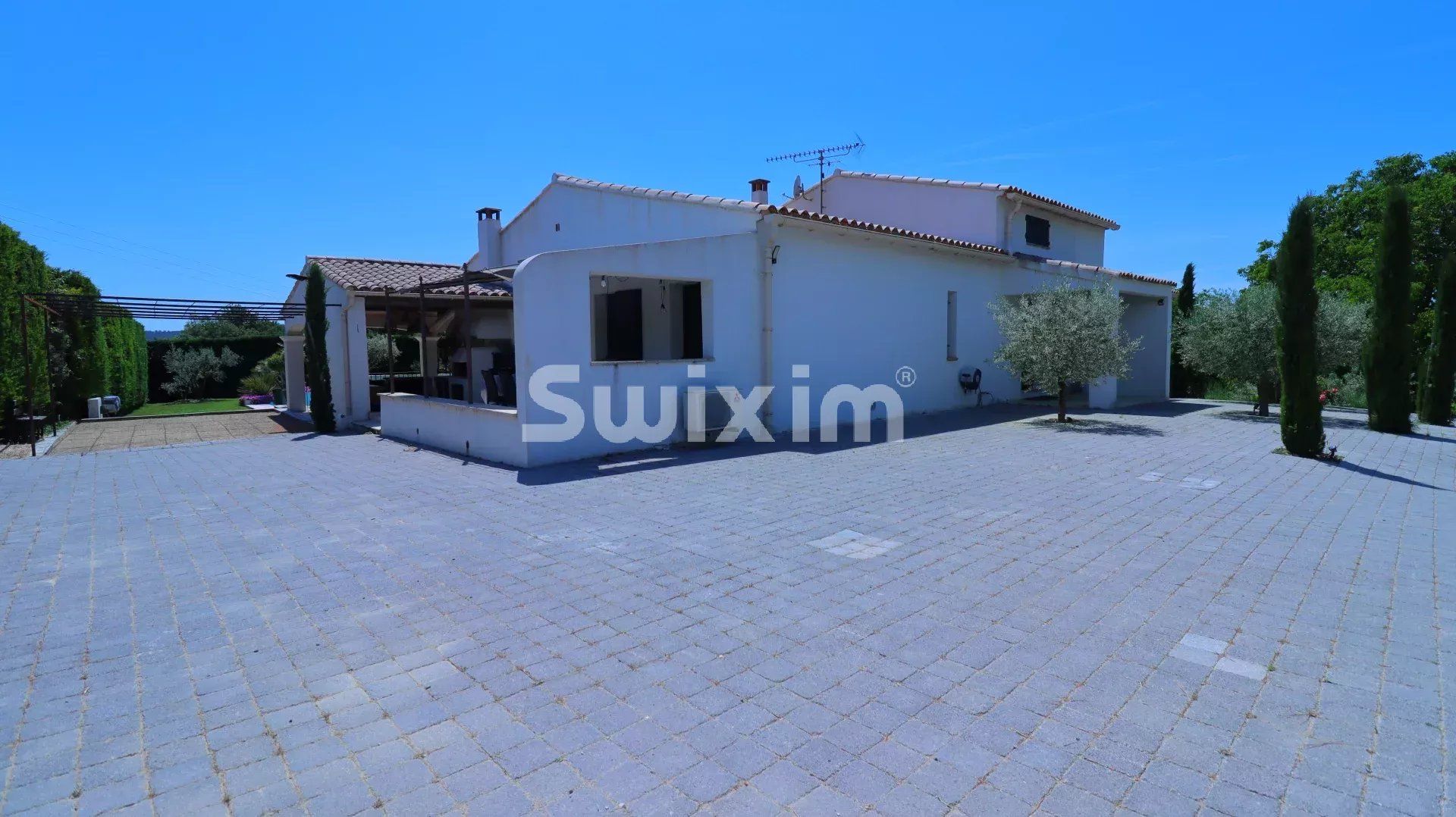 villa 8 Pièces en vente sur Lourmarin (84160)