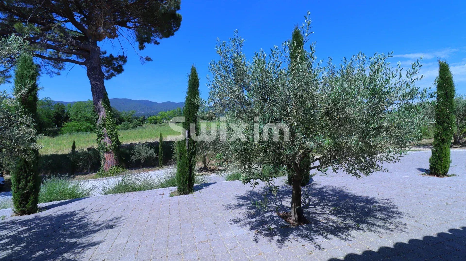 villa 8 Pièces en vente sur Lourmarin (84160)