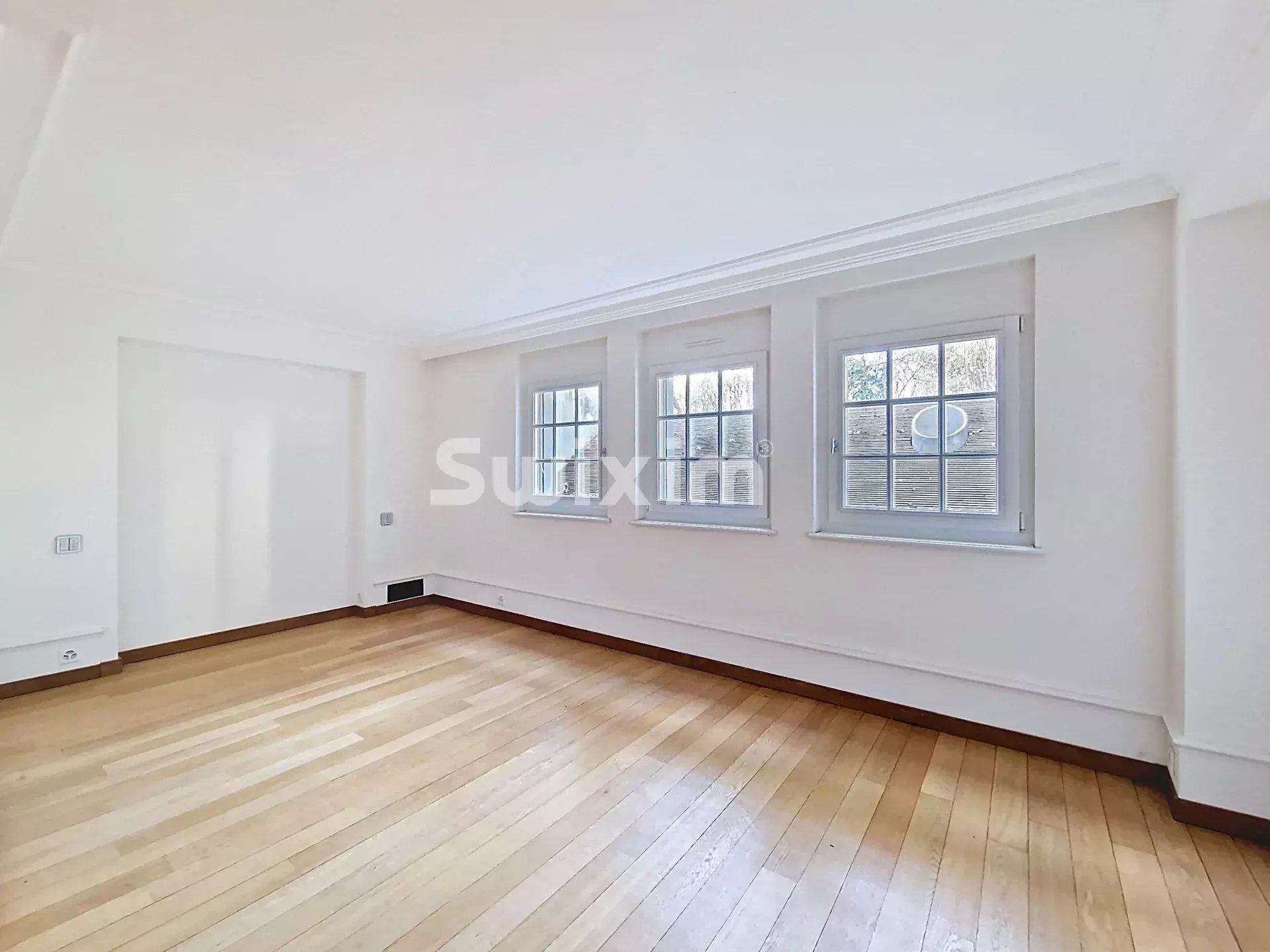 apartment 4 Rooms for rent on Satigny (1242)