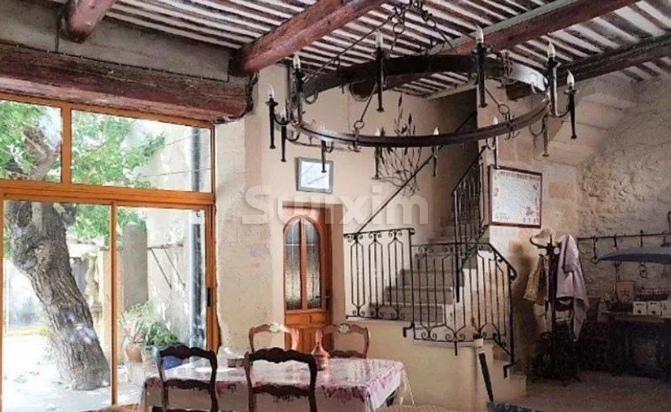 casa 5 Camere in vendita su Montfrin (30490)