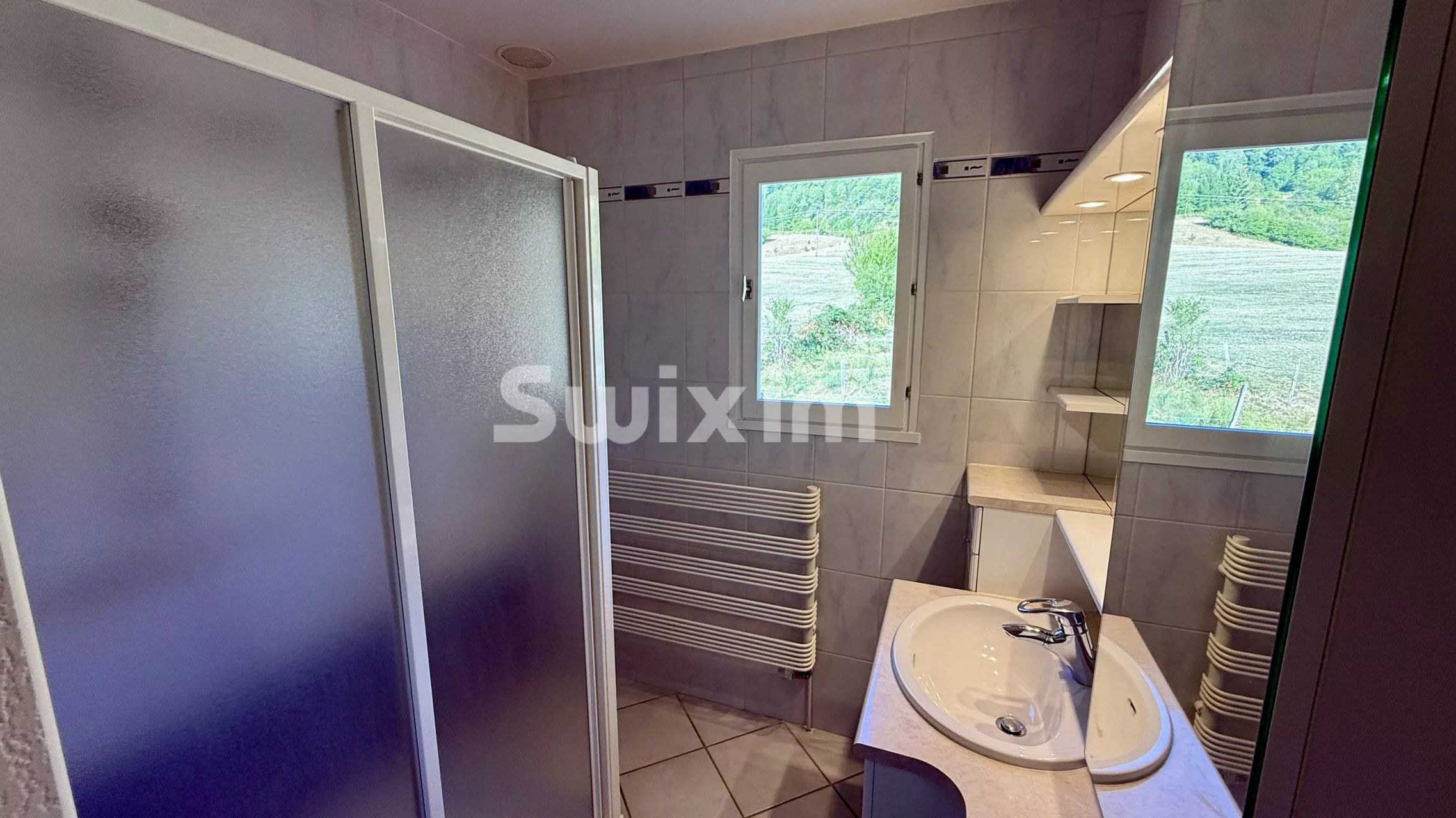 house 4 Rooms for rent on Les Nans (39300)