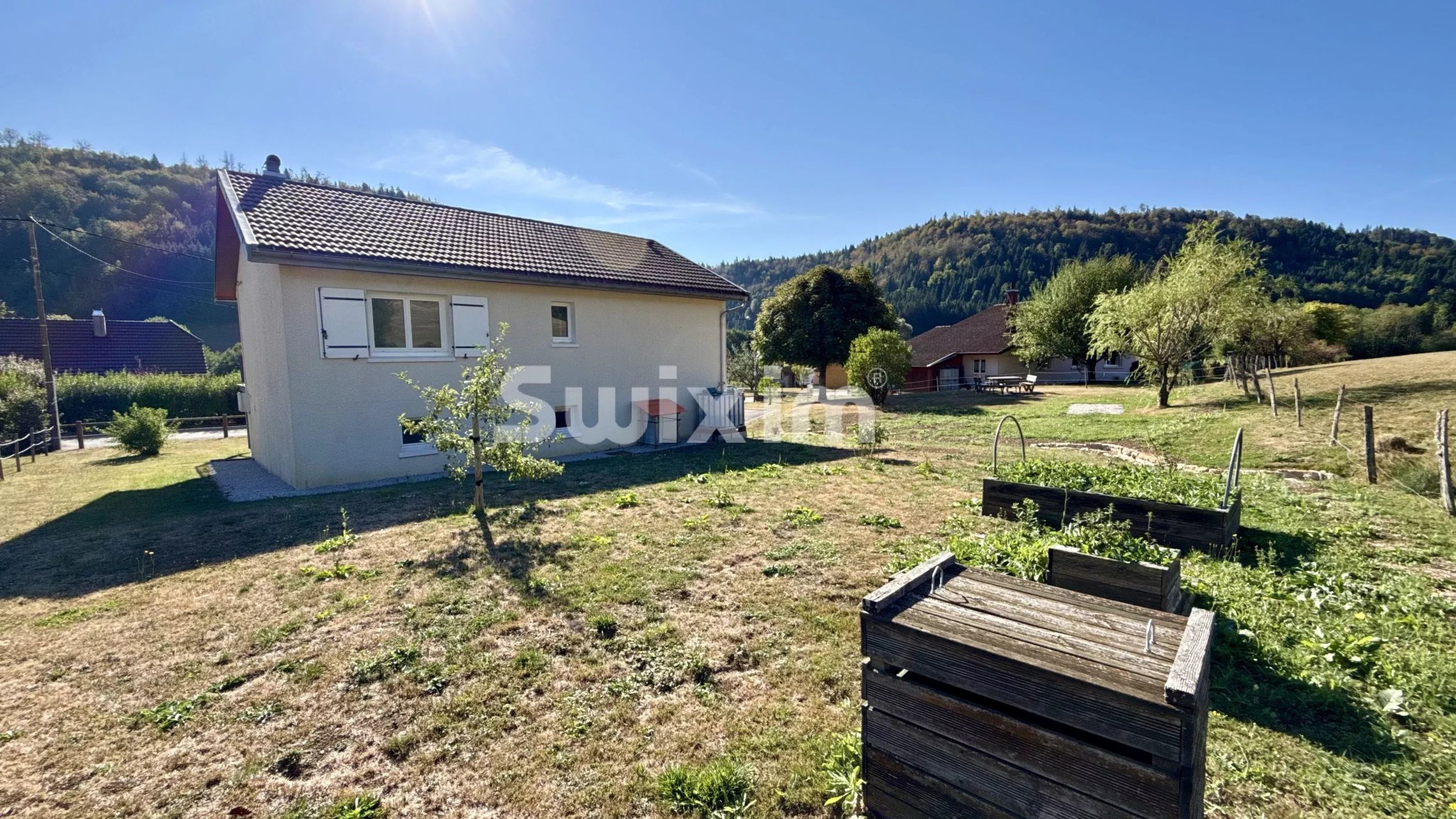house 4 Rooms for rent on Les Nans (39300)