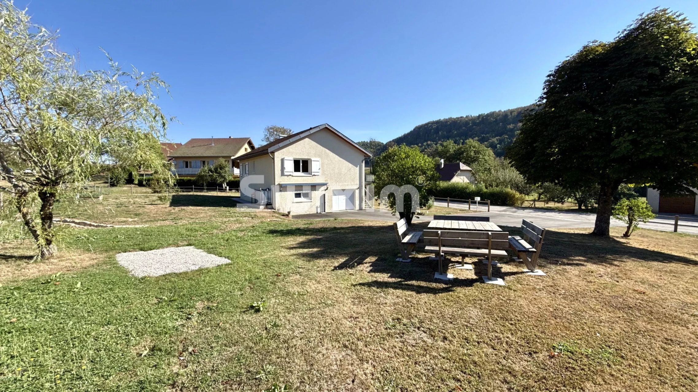house 4 Rooms for rent on Les Nans (39300)
