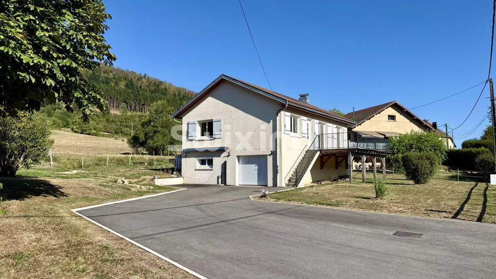 Rental House Les Nans 4&nbsp;Rooms 93.25&nbsp;m²