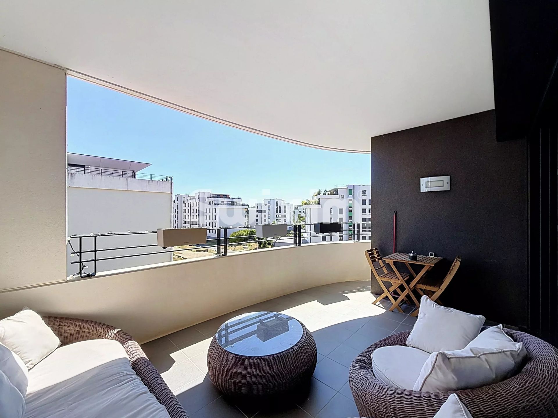 appartement 5 Pièces en vente sur Saint-Genis-Pouilly (01630)