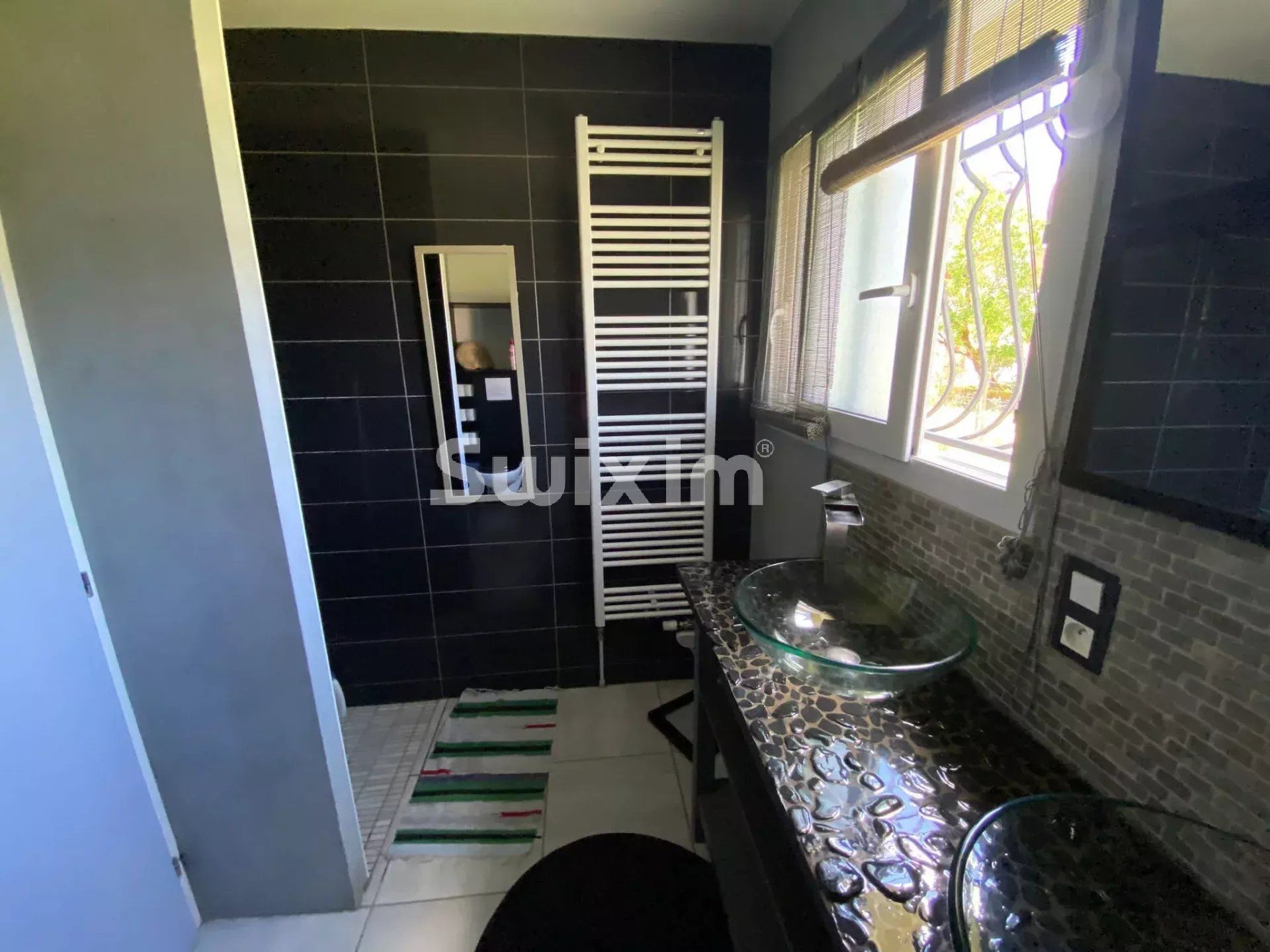 house 5 Rooms for rent on Montigny-sur-l'Ain (39300)