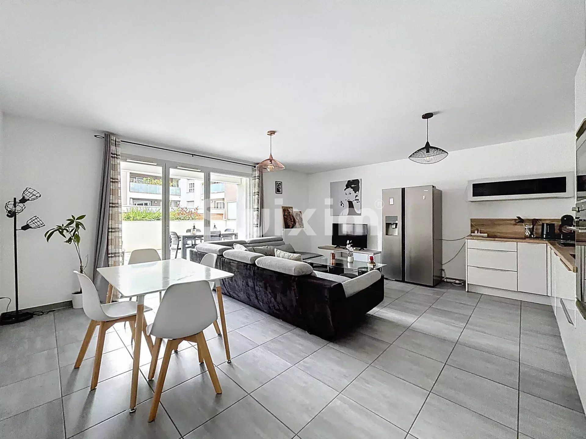 apartment 3 Rooms for rent on Ferney-Voltaire (01210)