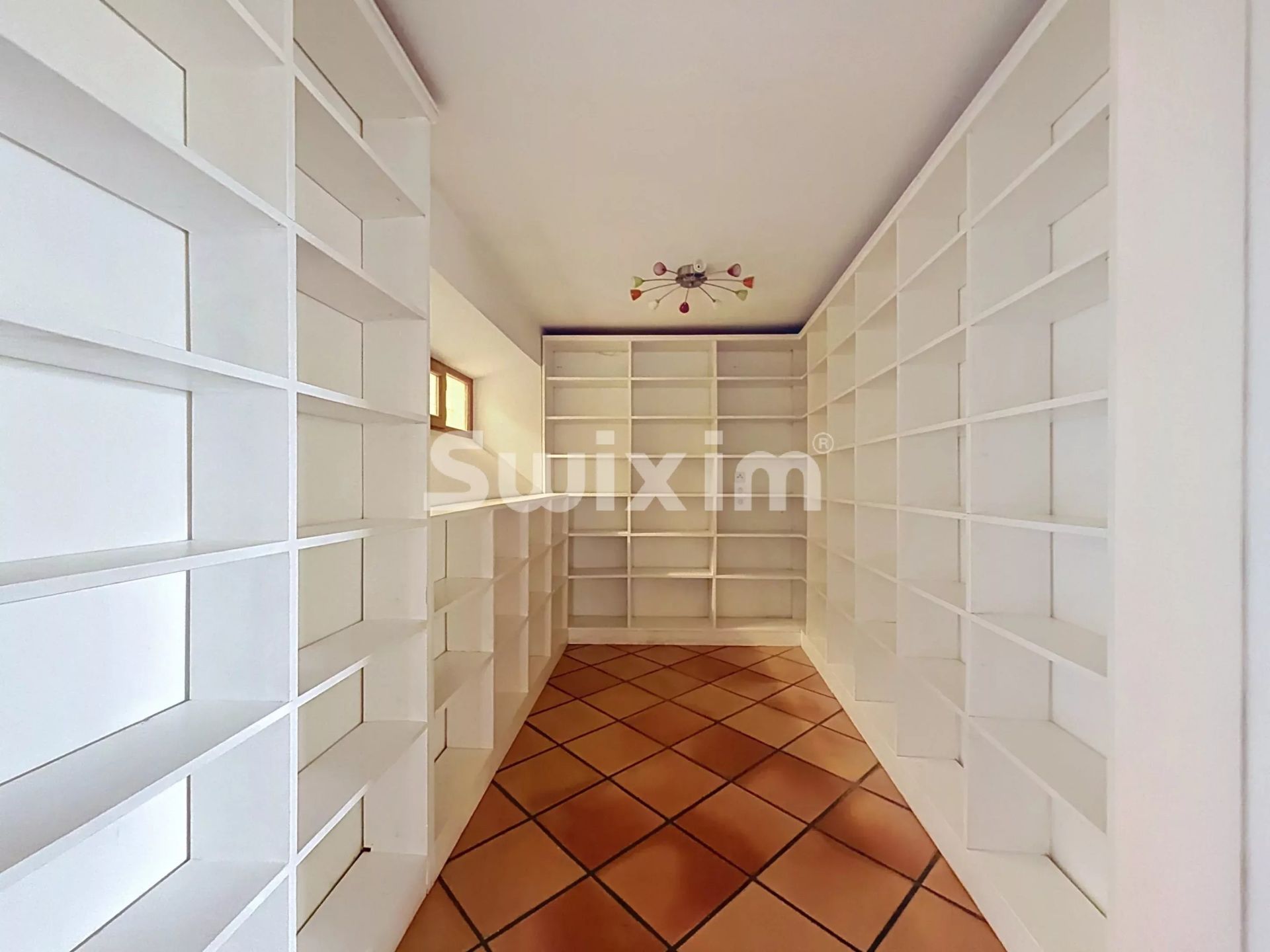 casa 8 Quartos para venda sobre Farges (01550)