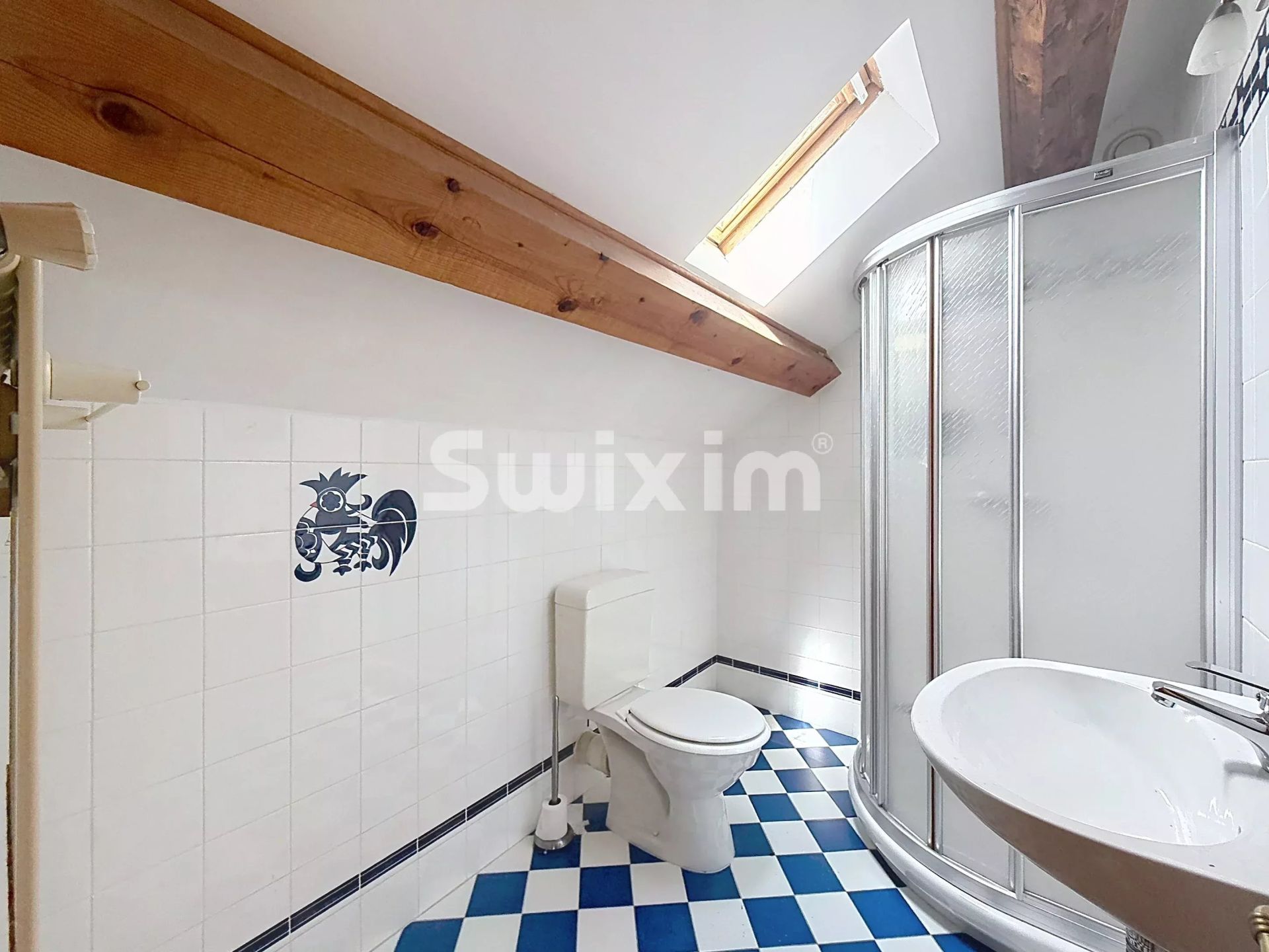 casa 8 Quartos para venda sobre Farges (01550)