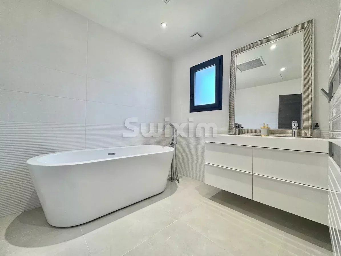 villa 6 Pièces en vente sur Saint-Gilles (30800)