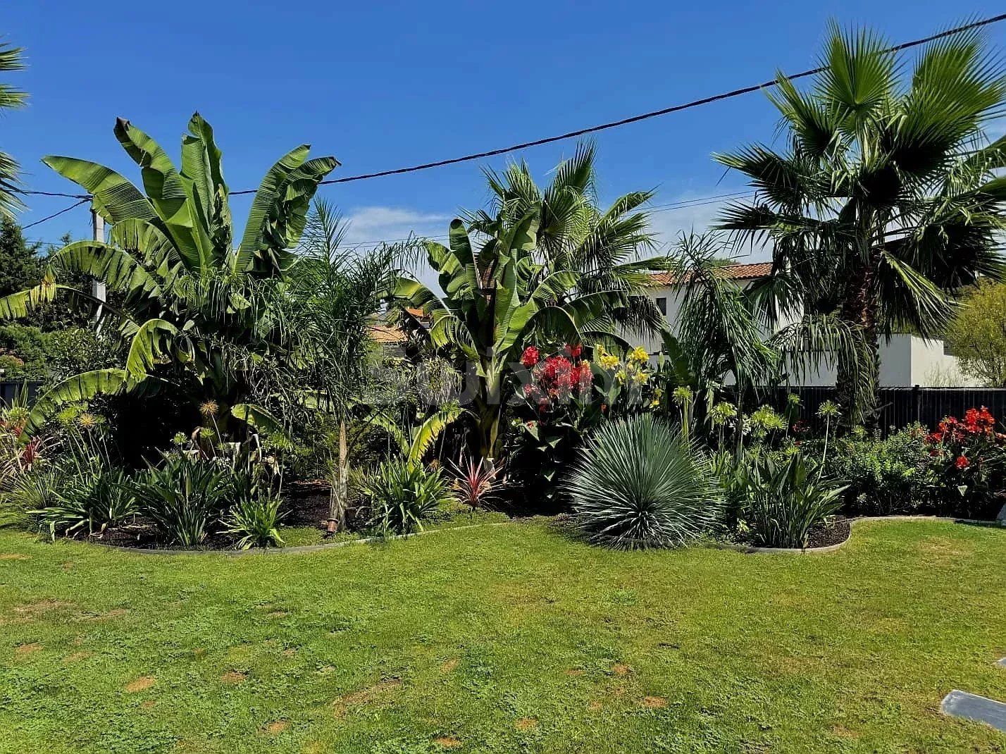 villa 6 Pièces en vente sur Saint-Gilles (30800)