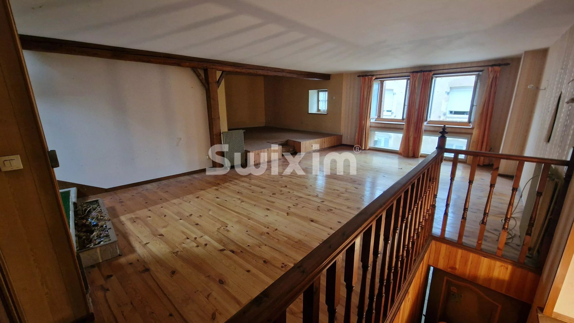 immeuble 7 Pièces en vente sur Ougney (39350)