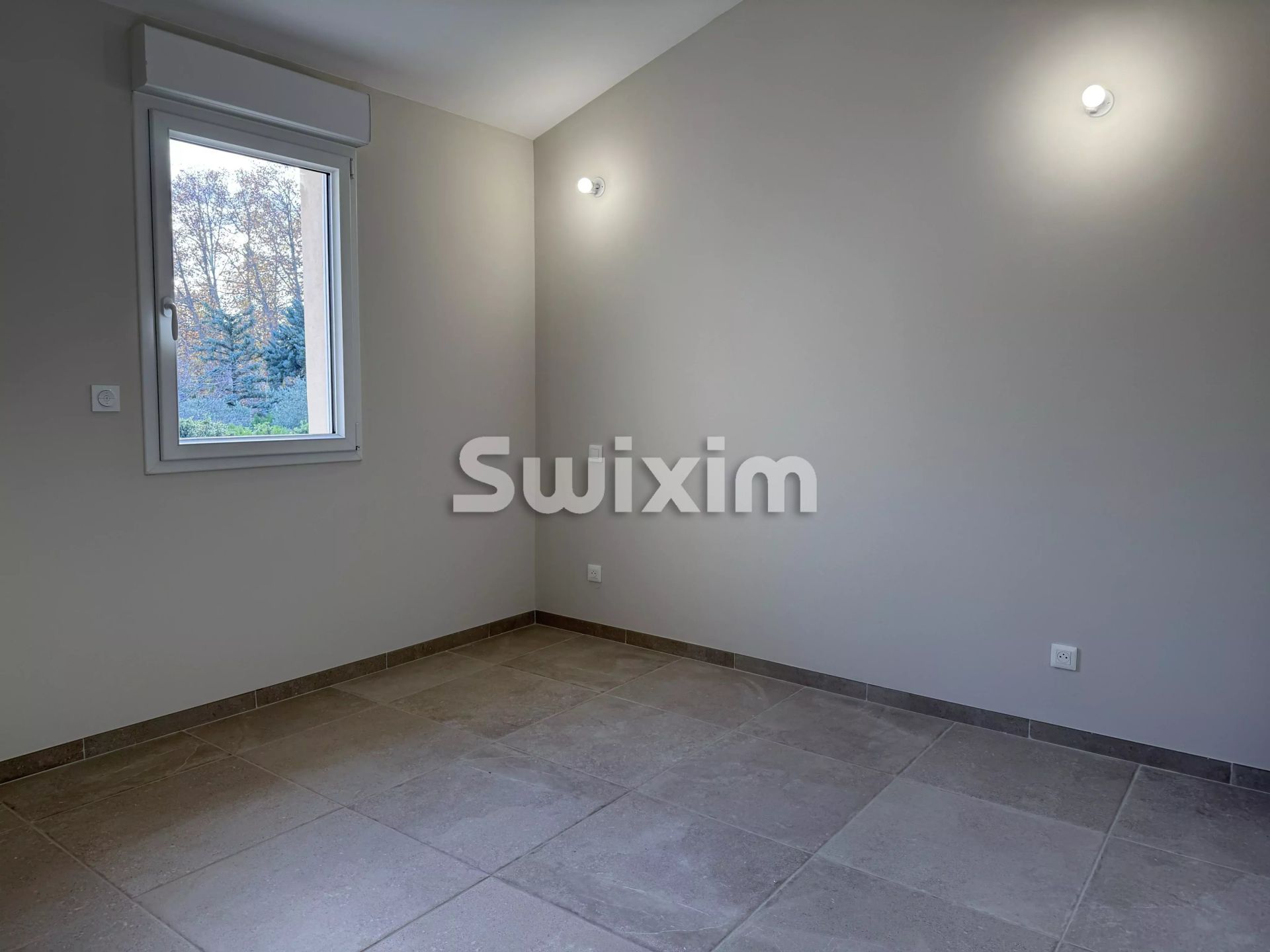 appartamento 3 Camere in affitto su Jonquières (84150)