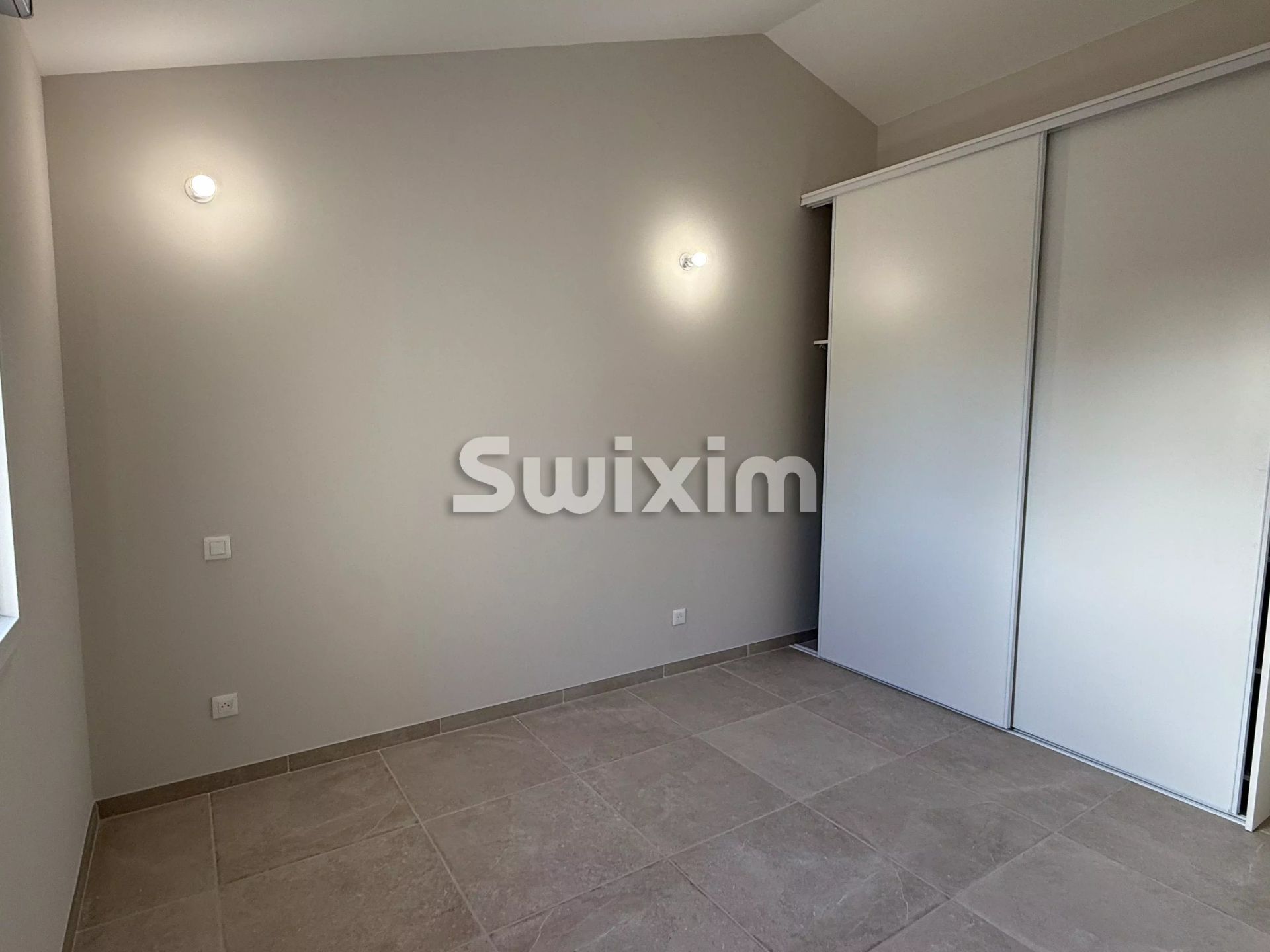appartamento 3 Camere in affitto su Jonquières (84150)