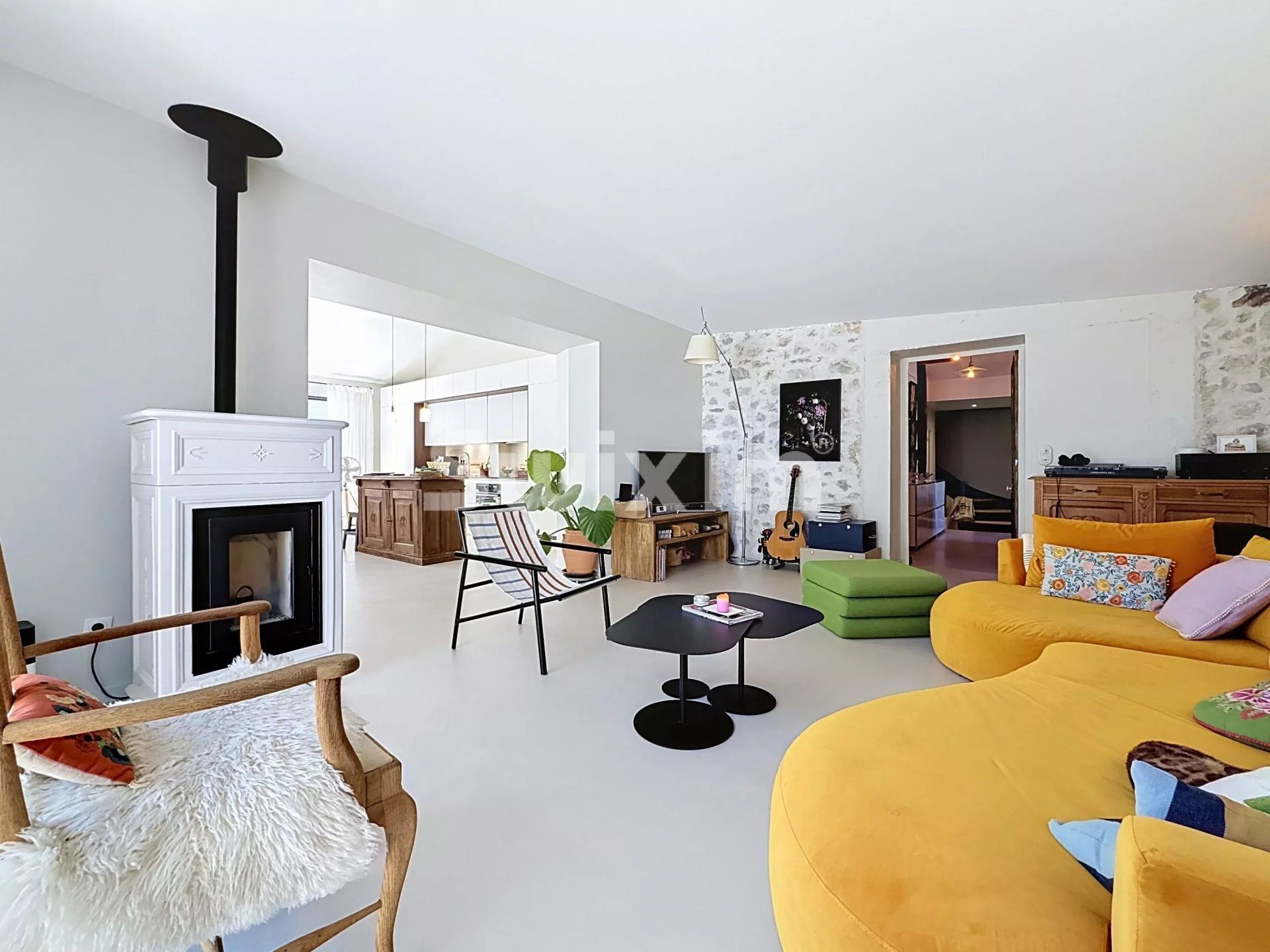 maison 6 Pièces en vente sur Chevry (01170)
