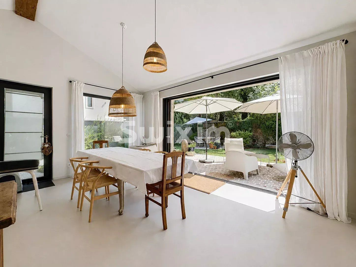 maison 6 Pièces en vente sur Chevry (01170)