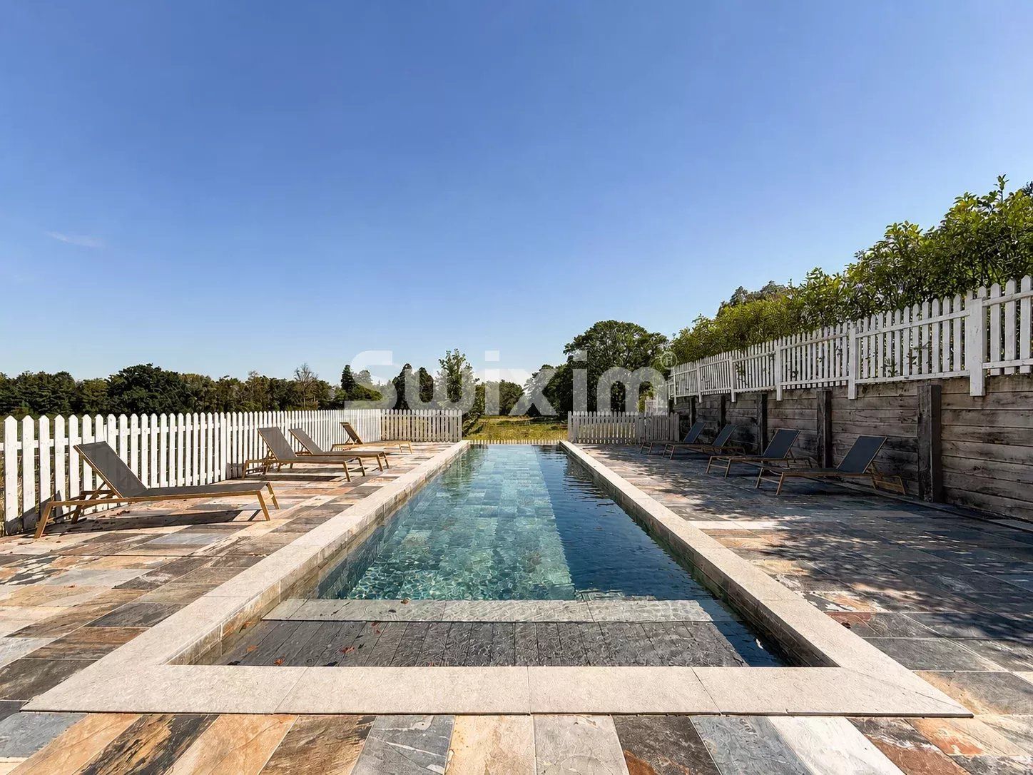 maison 6 Pièces en vente sur Chevry (01170)