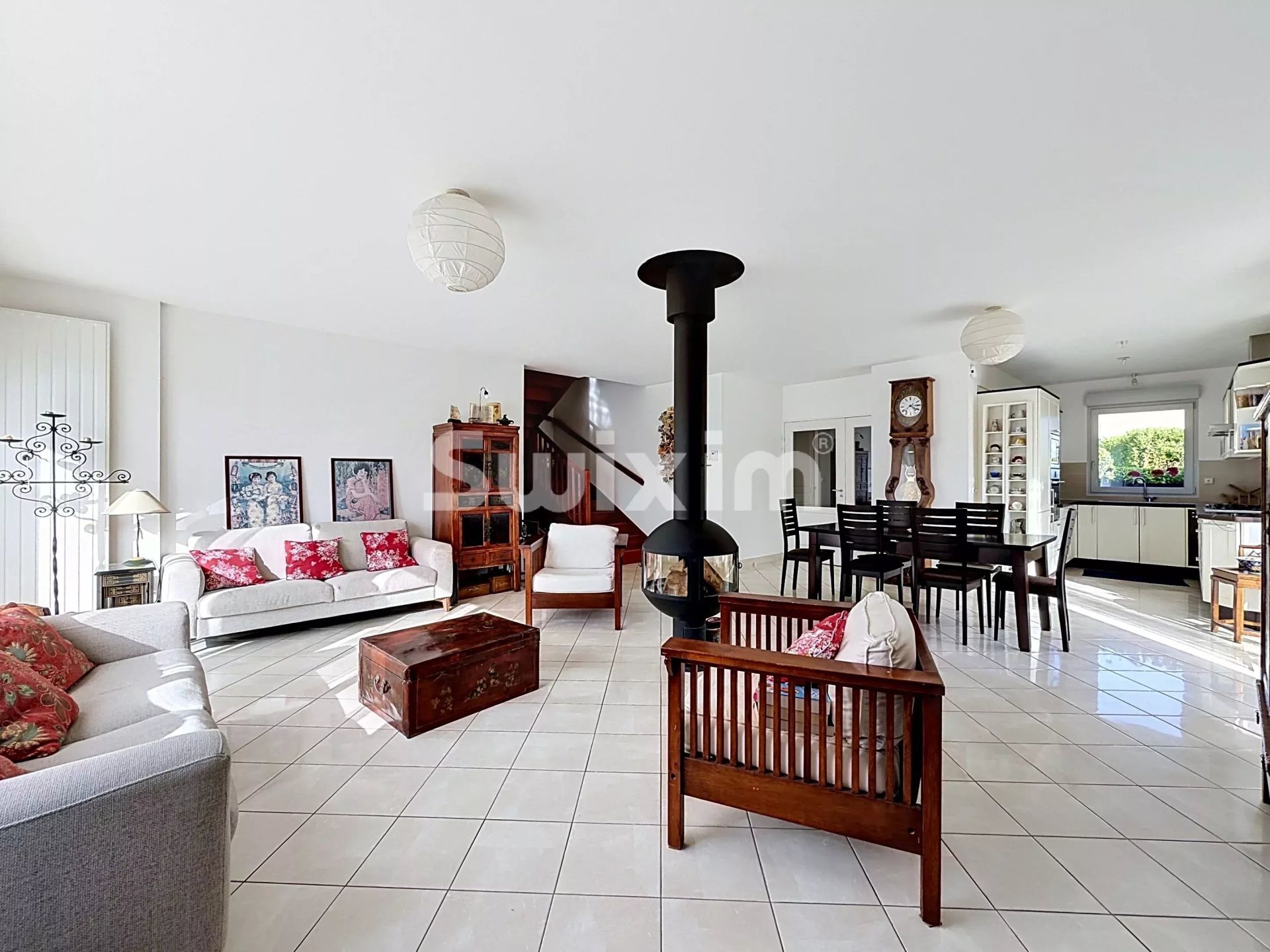 casa 6 Camere in vendita su Prévessin-Moëns (01280)