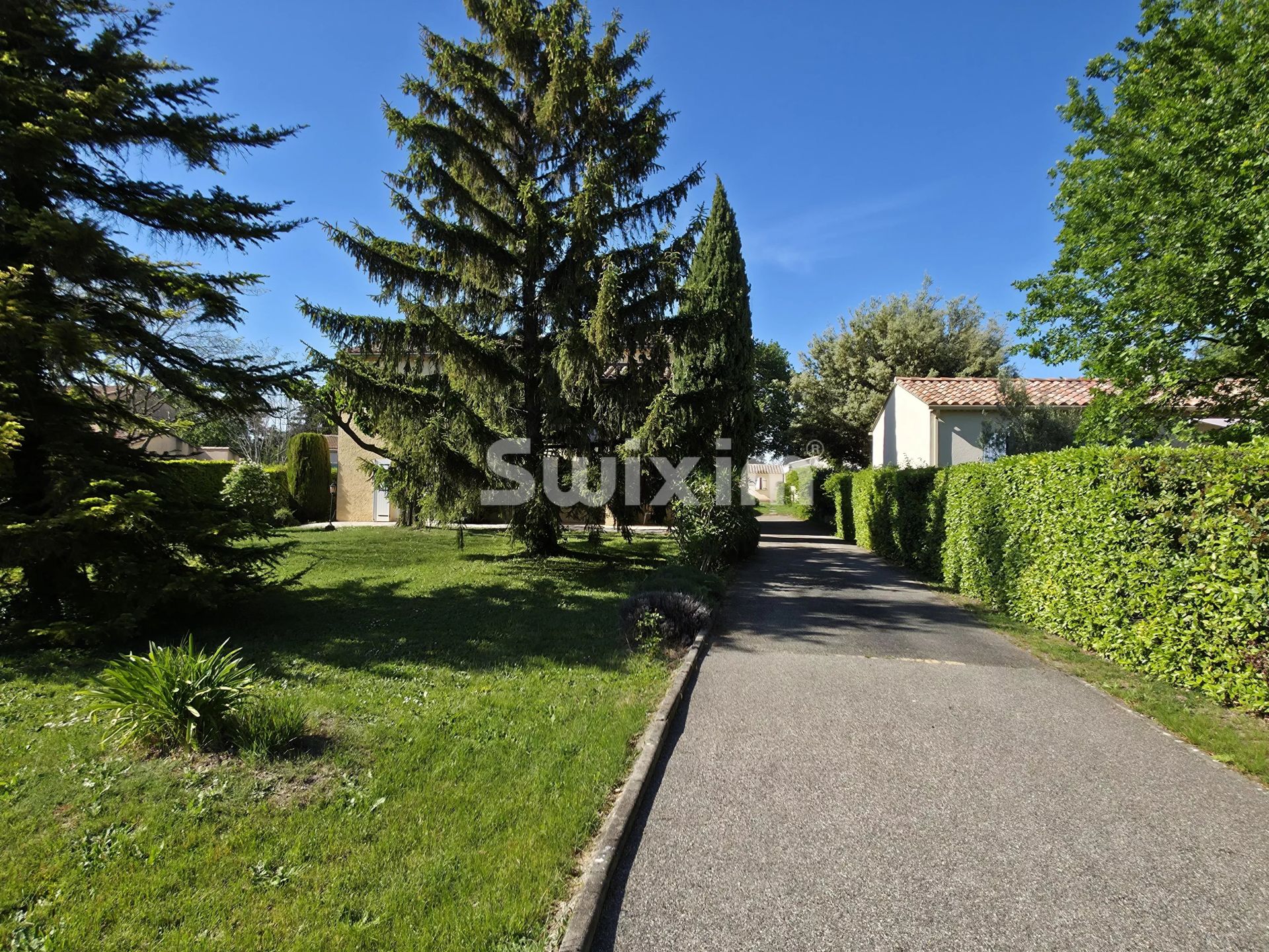 casa 6 Camere in vendita su Grignan (26230)