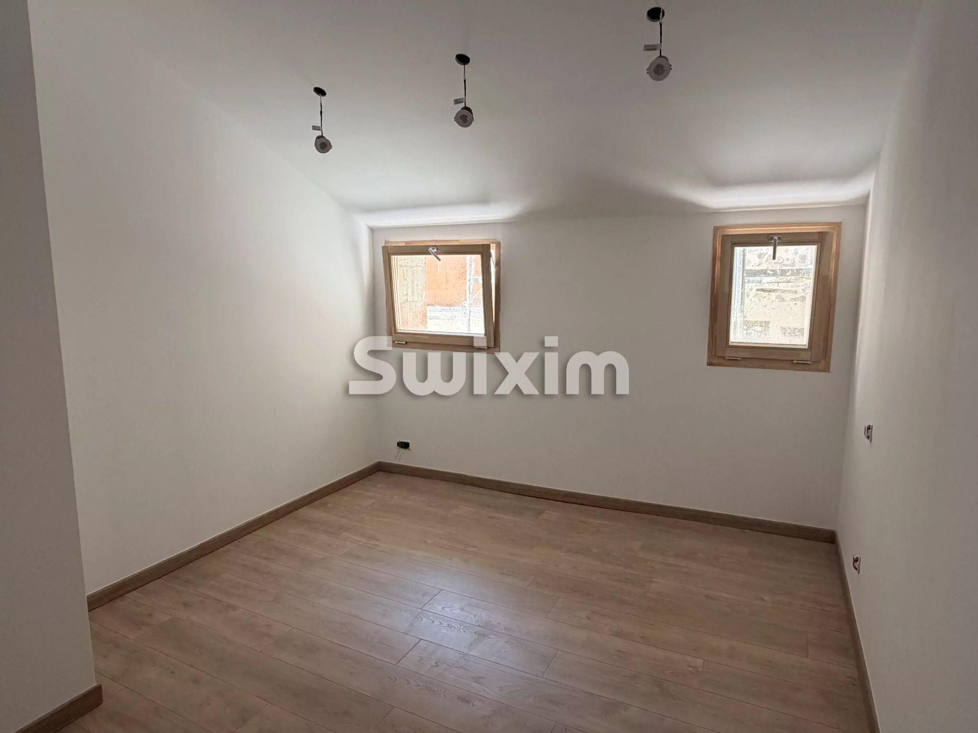 appartamento 3 Camere in vendita su Orange (84100)