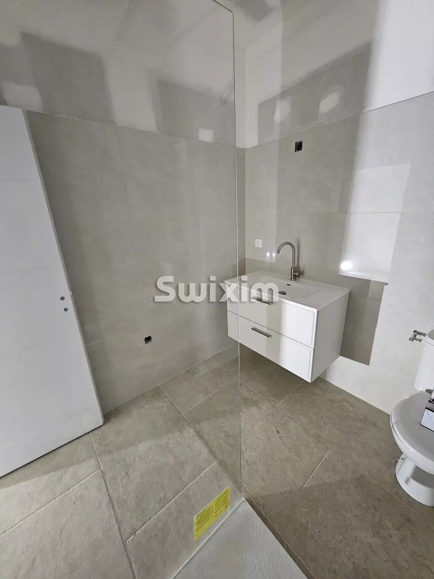 appartement 3 Zimmer zum verkauf auf Orange (84100)
