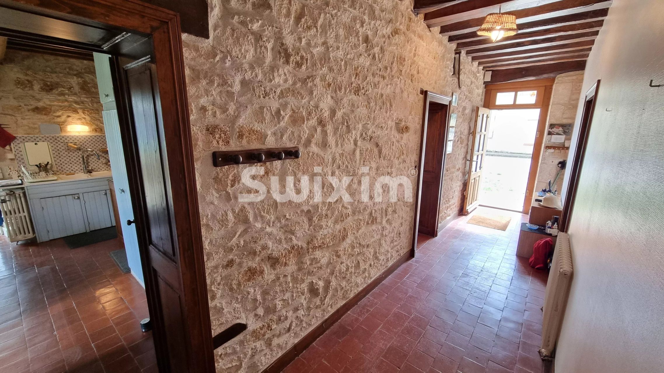 proprietà 8 Camere in vendita su Andryes (89480)