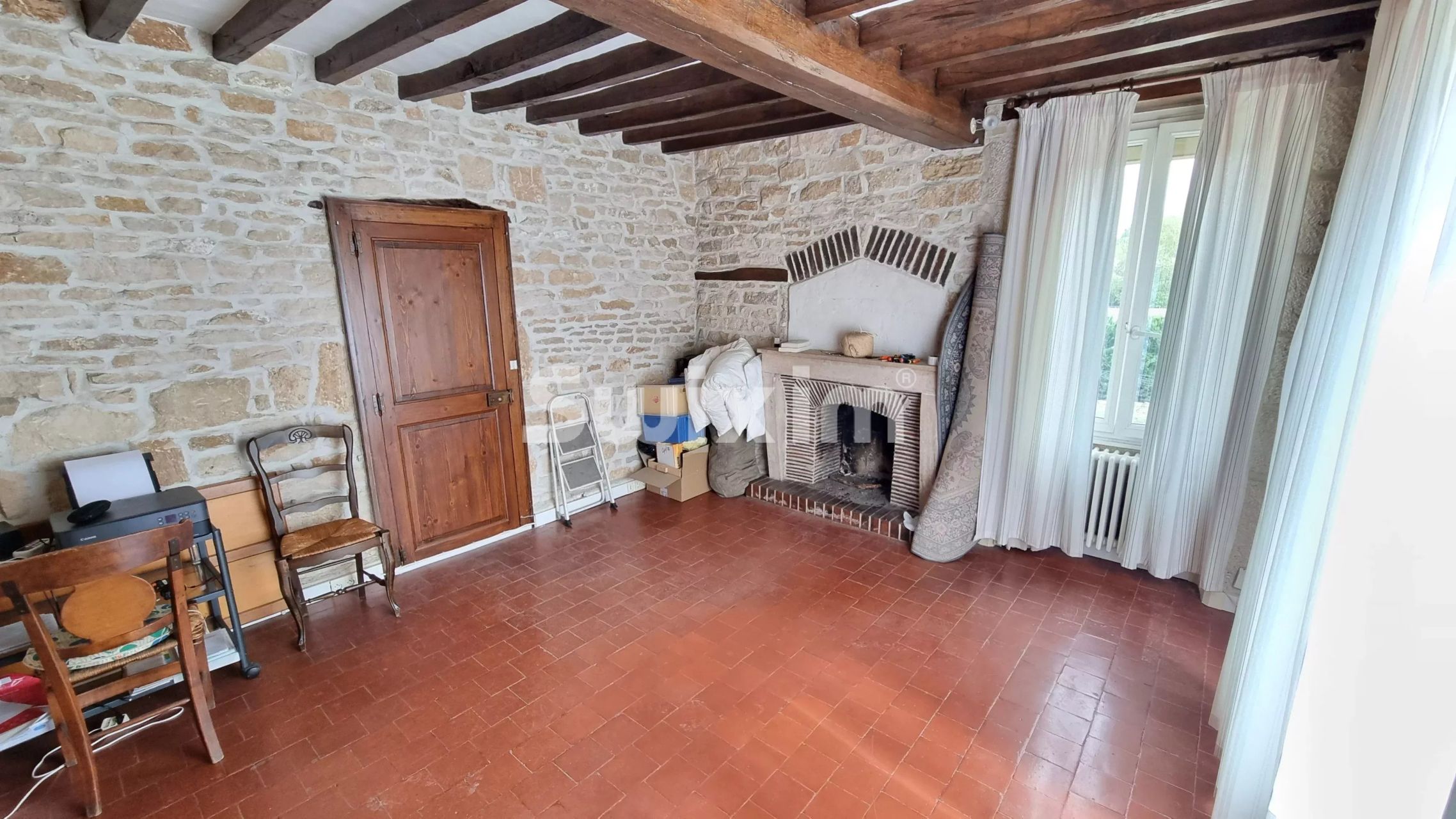 proprietà 8 Camere in vendita su Andryes (89480)