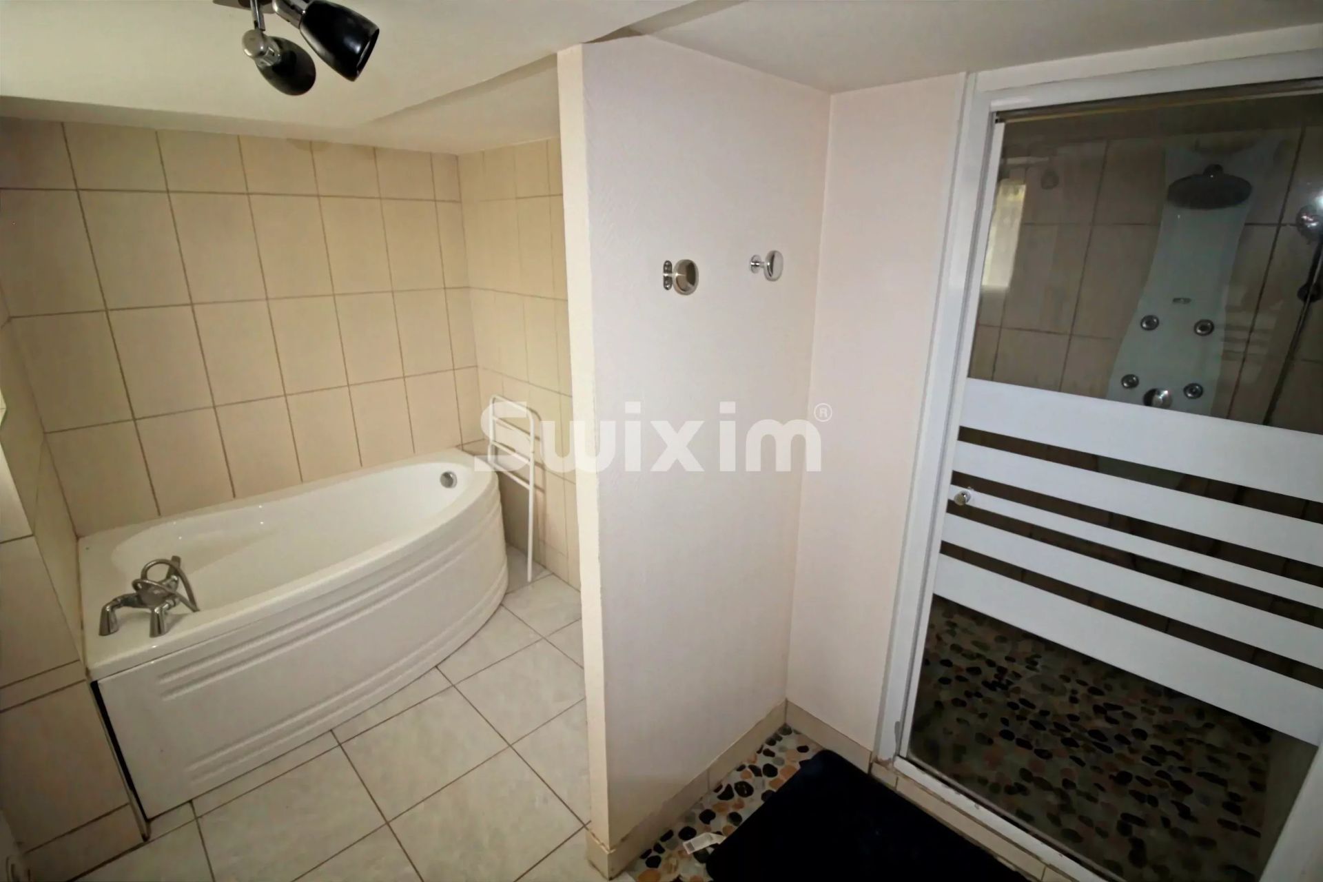 maison 8 Pièces en vente sur Chaussin (39120)
