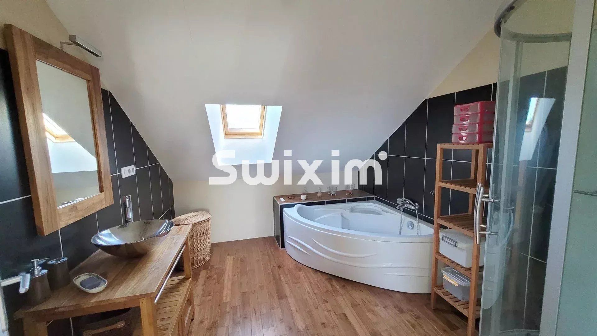 maison 10 Pièces en vente sur Lons-le-Saunier (39000)
