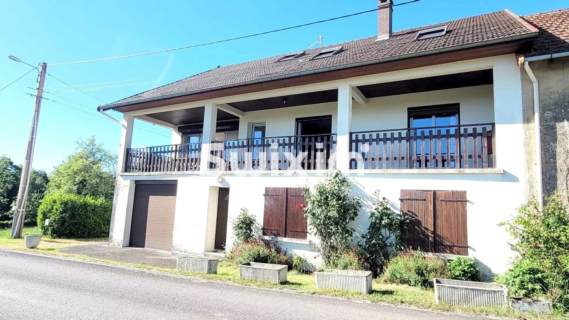 maison 10 Pièces en vente sur Lons-le-Saunier (39000)