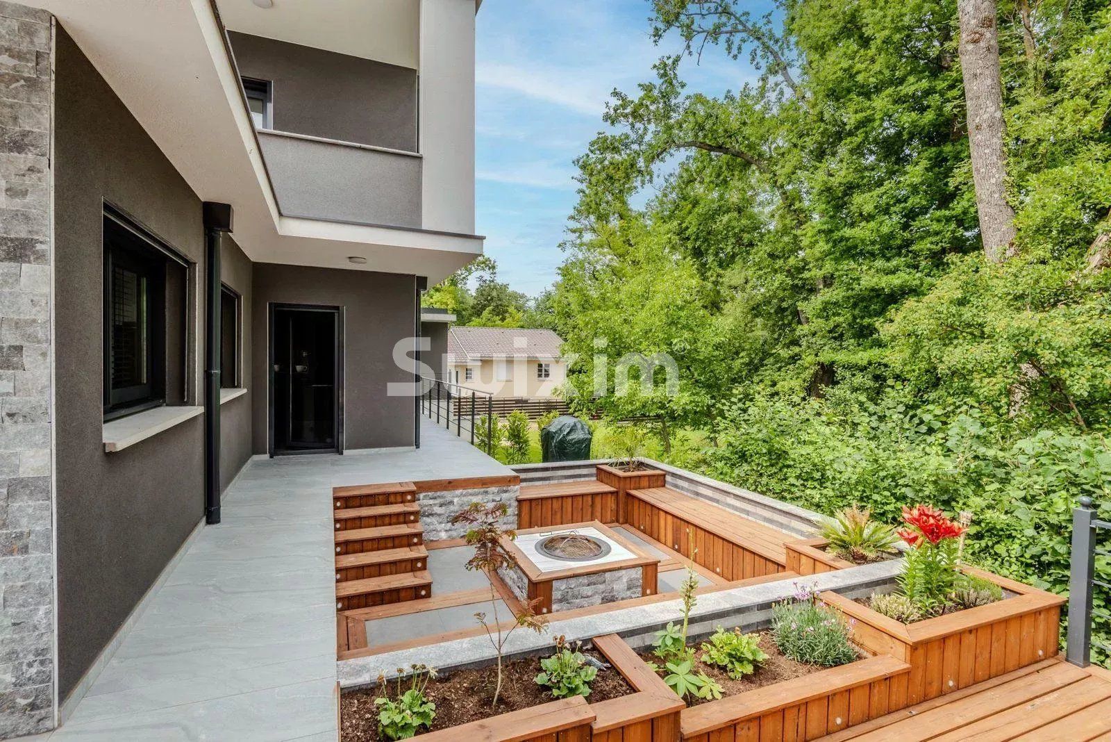 casa 9 Camere in vendita su Sciez (74140)