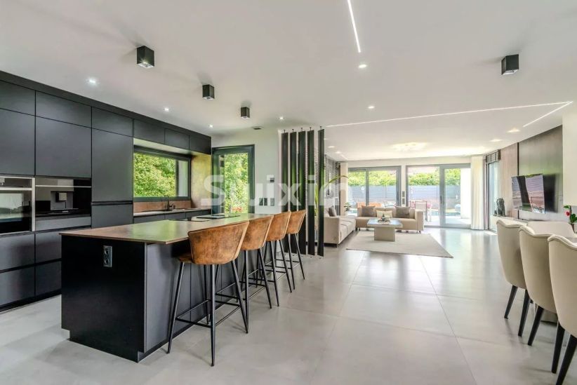 Vendita Casa Sciez 9&nbsp;Camere 250&nbsp;m²