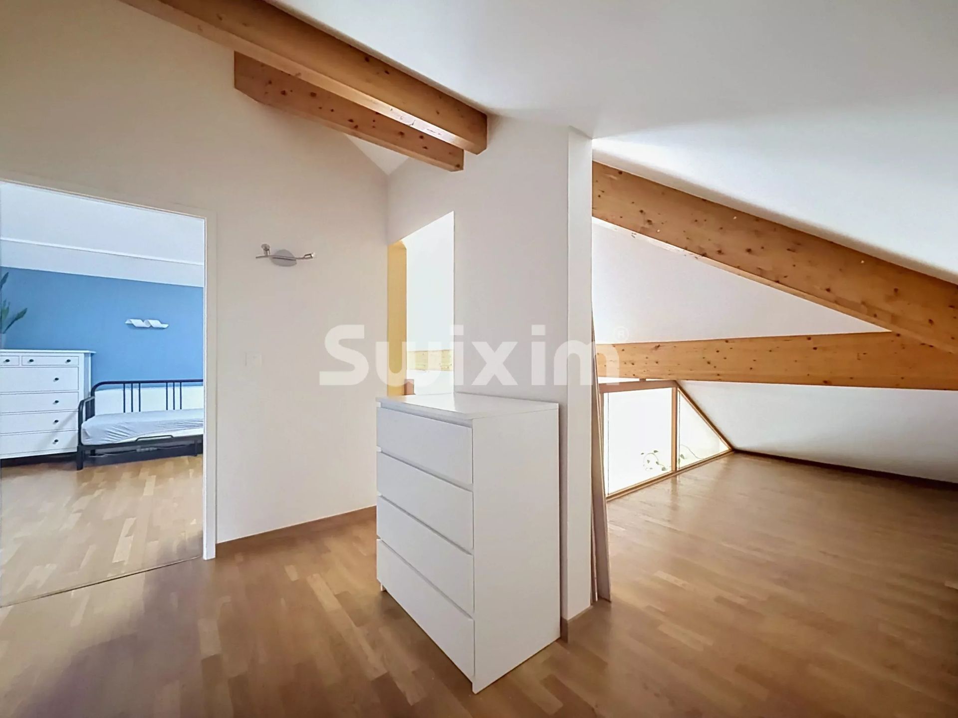 apartamento 7 Quartos para aluguer sobre Ferney-Voltaire (01210)