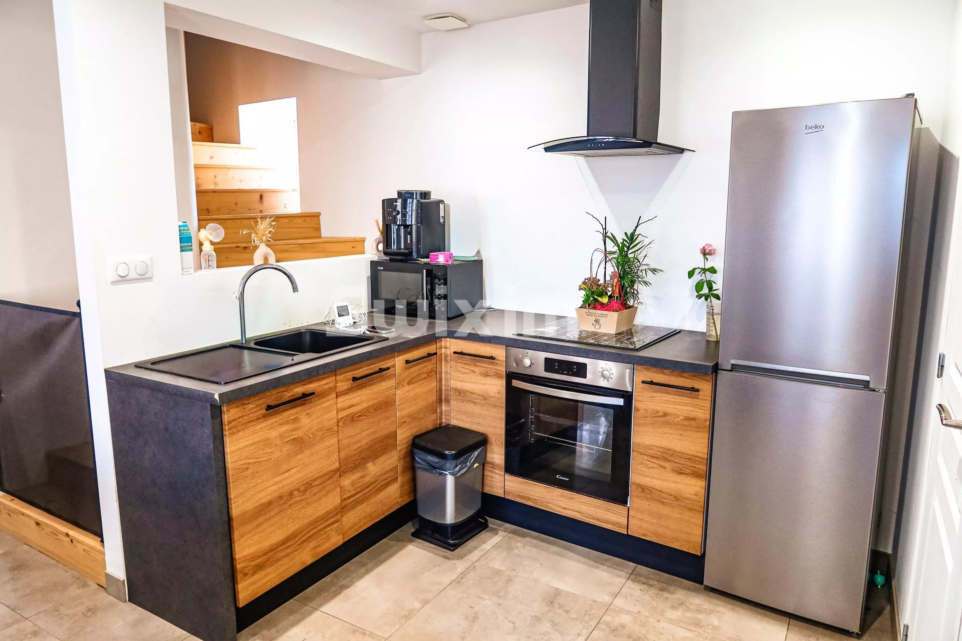 house 7 Rooms for sale on Louhans (71500)