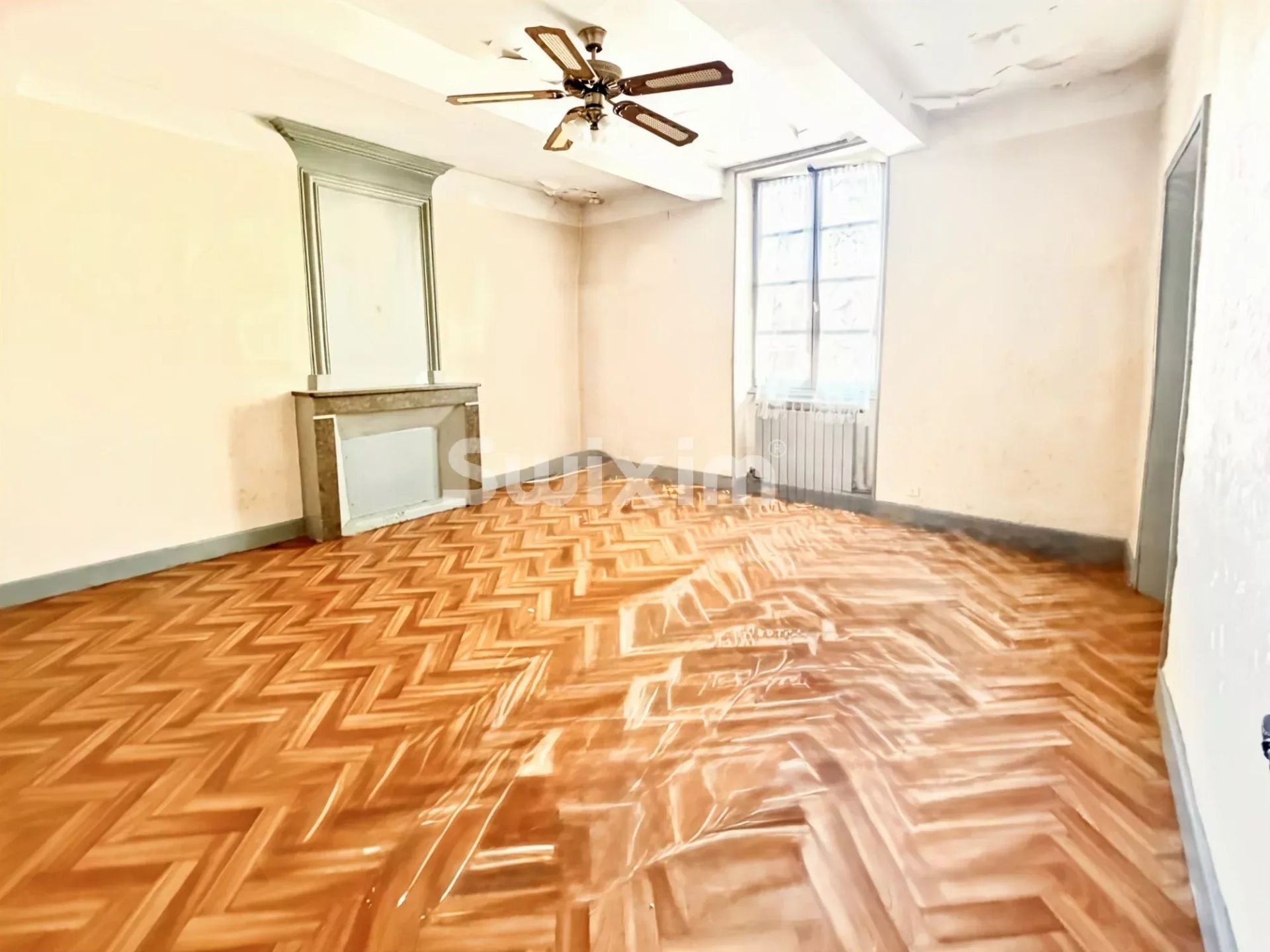 apartment 5 Rooms for sale on Pierrelatte (26700)