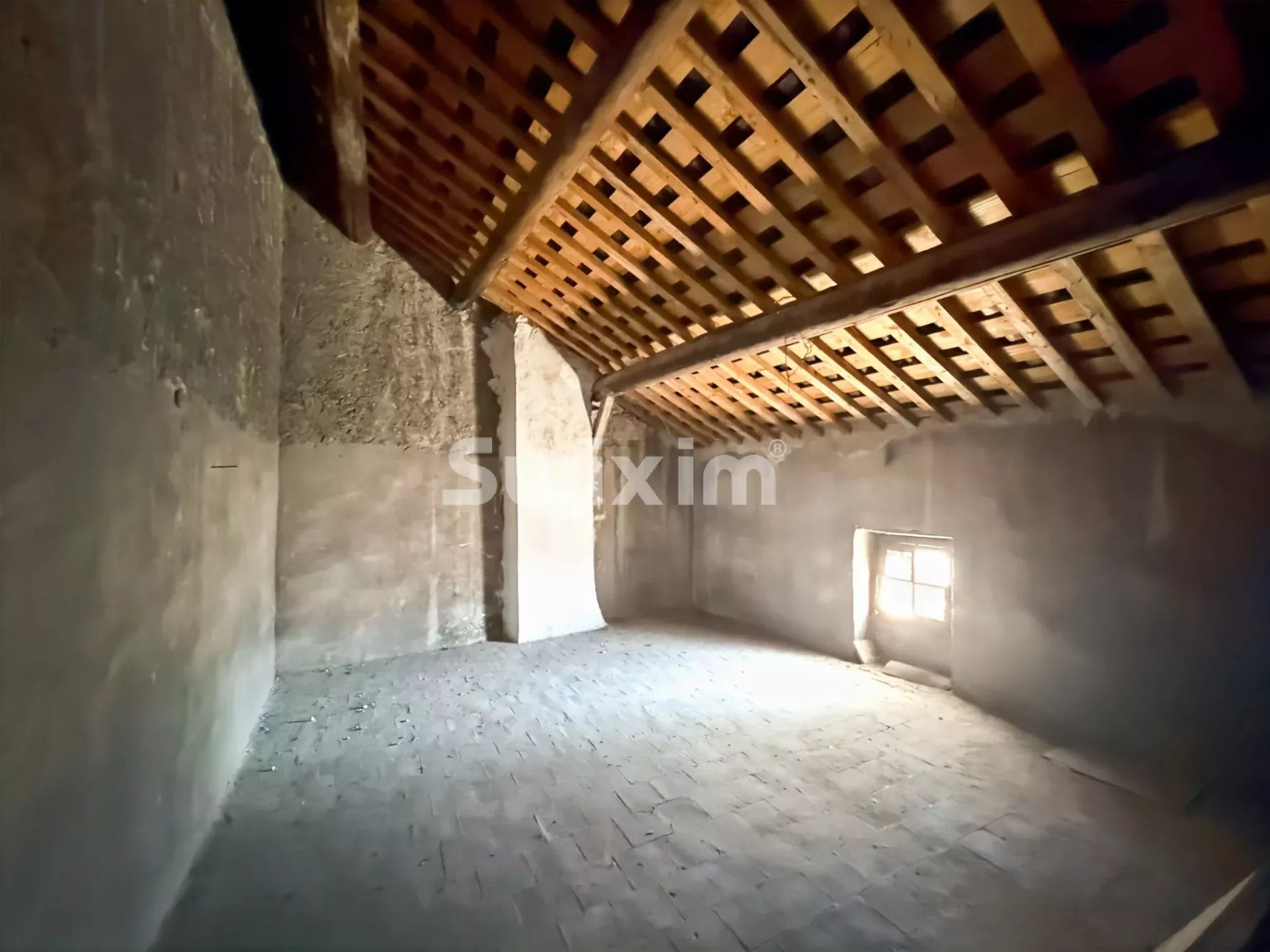 apartment 5 Rooms for sale on Pierrelatte (26700)
