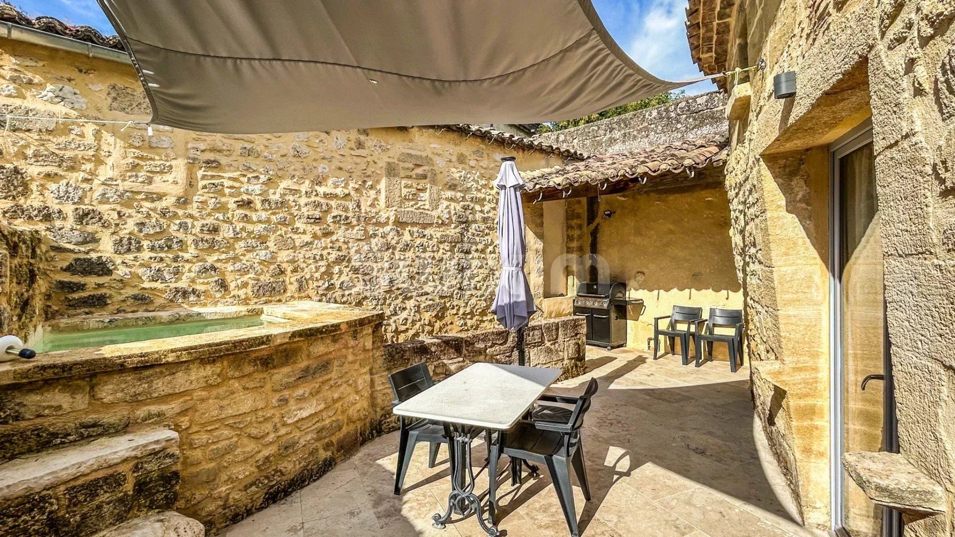casa 4 Camere in vendita su Saint-Siffret (30700)